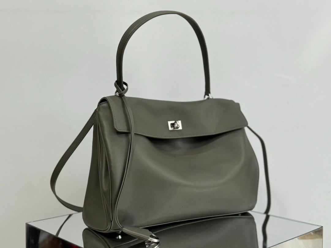 RODEO MEDIUM BAG 35 IN KHAKI GREEN SMOOTH CALFSKIN SILVER HARDWARE