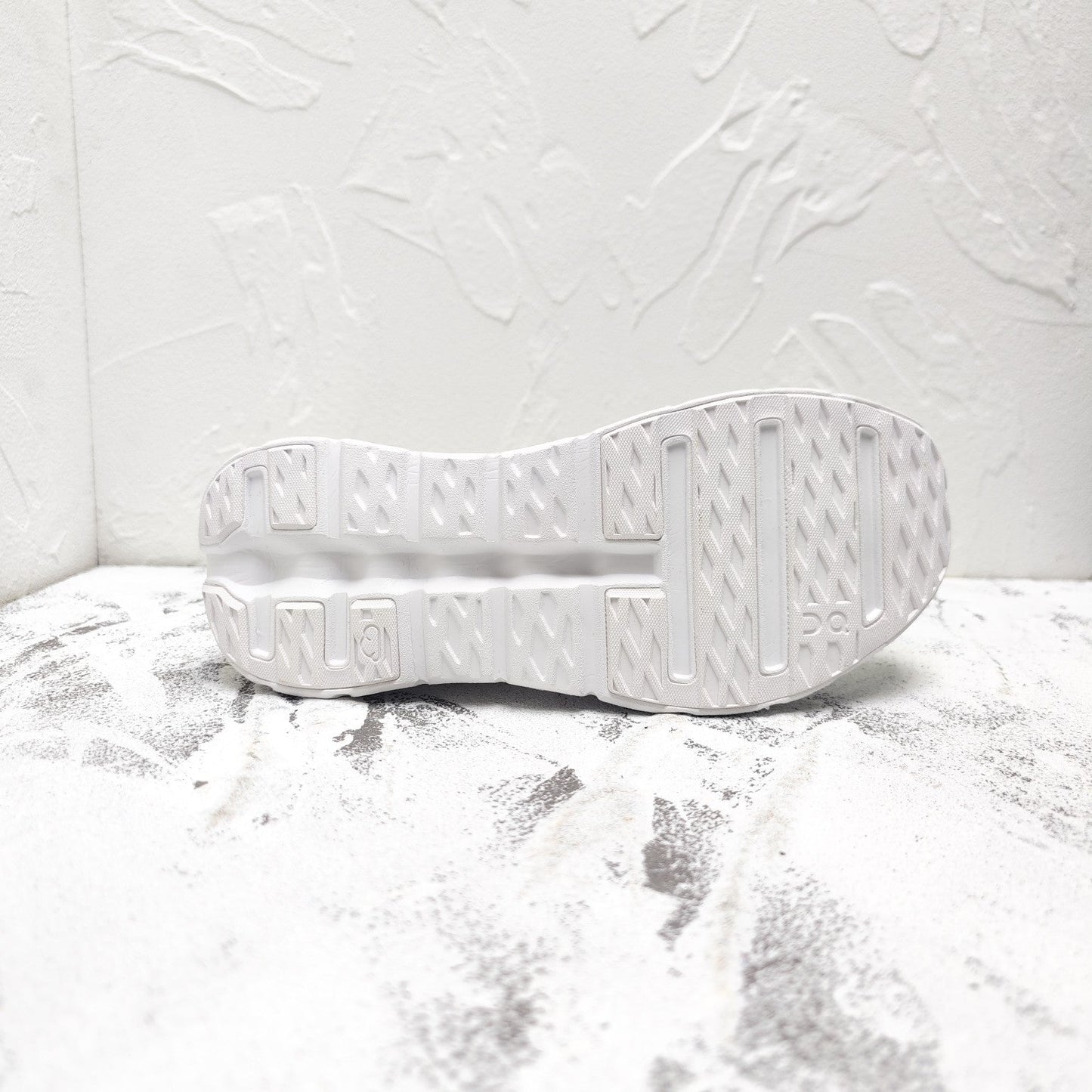 CLOUDTILT SNEAKER IN WHITE RECYCLED POLYESTER