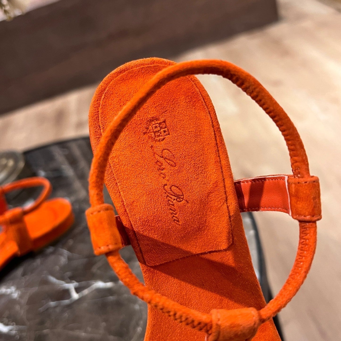 LP MINDIL SANDAL ORANGE SUEDE