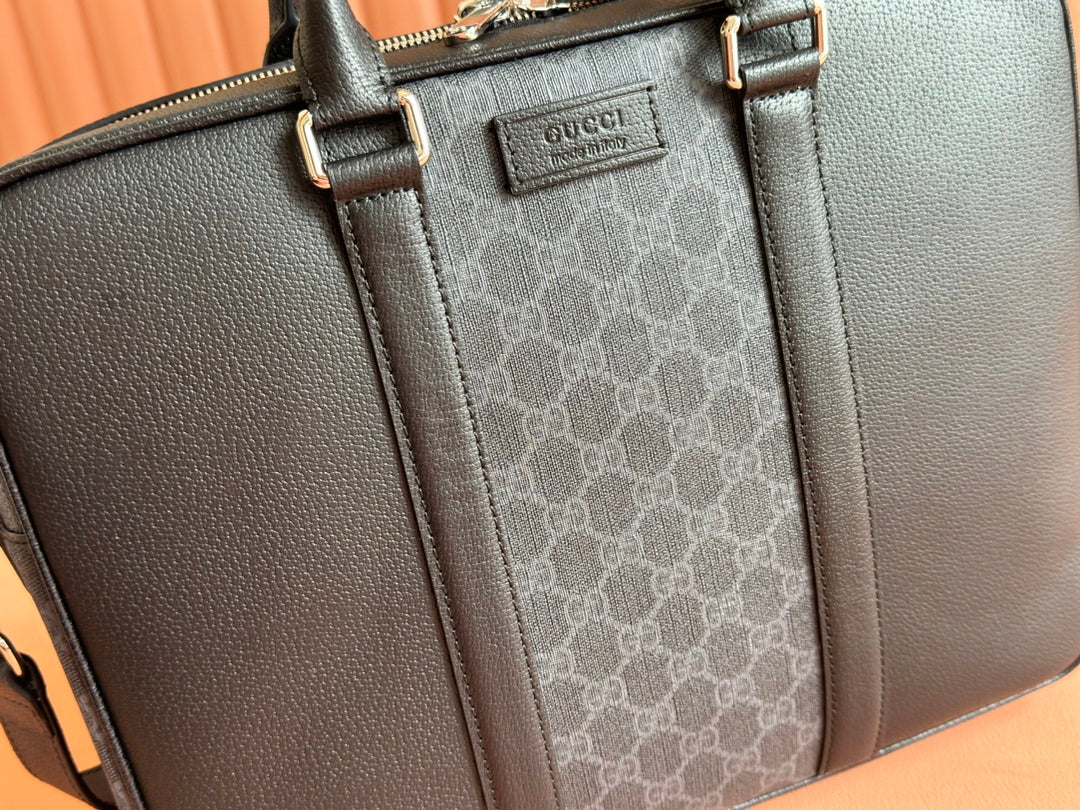 JUMBO MEDIUM BRIEFCASE 36.5 IN EXTRA DARK GREEN GG CALFSKIN