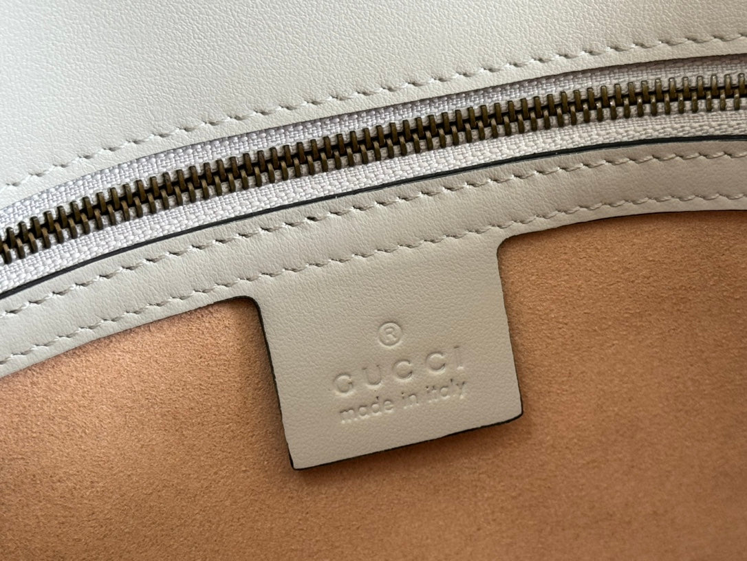 GG MARMONT MATELASSÉ LARGE 26 BAG WHITE CALFSKIN