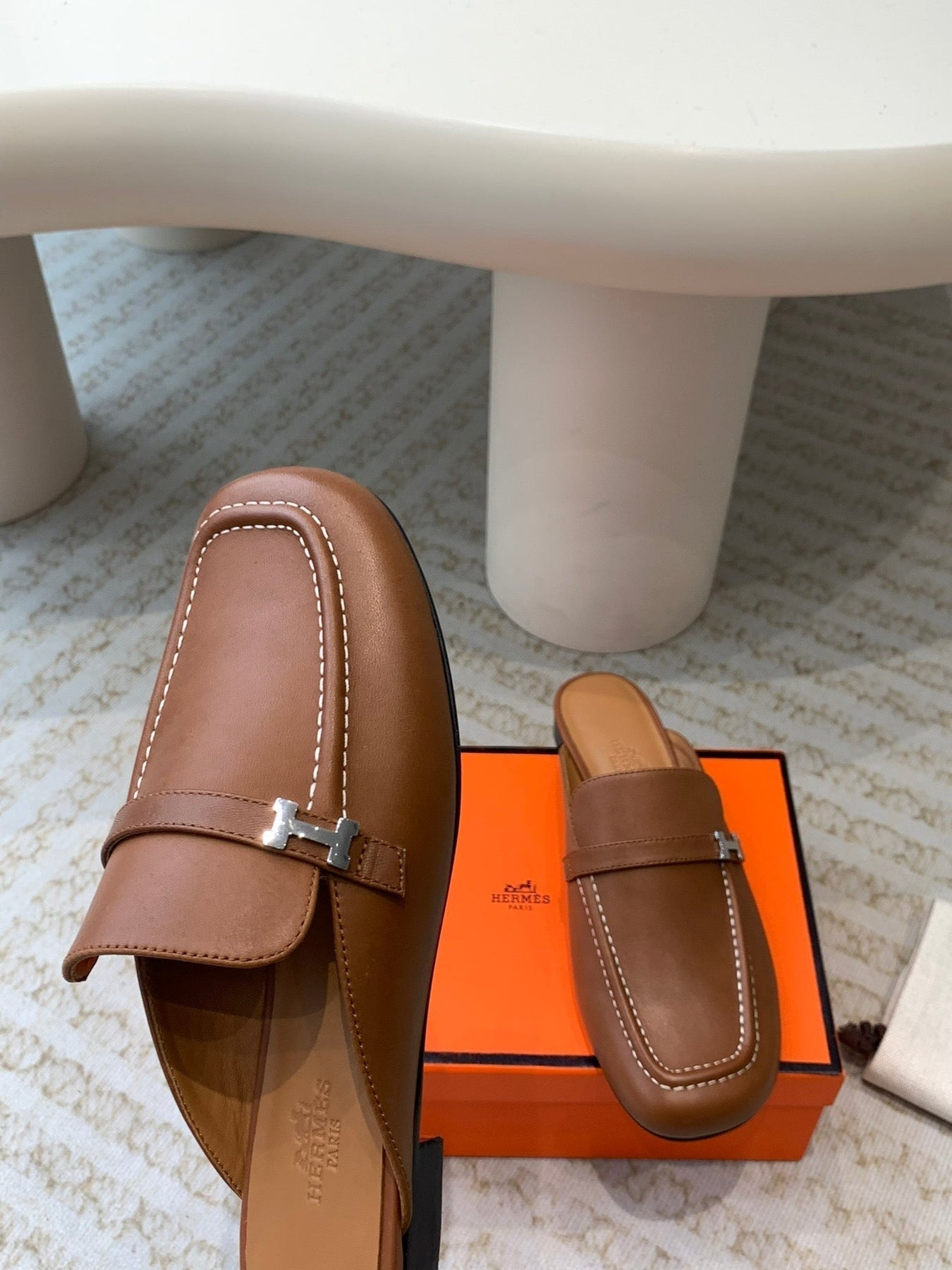IENA MULE CARAMEL CALFSKIN