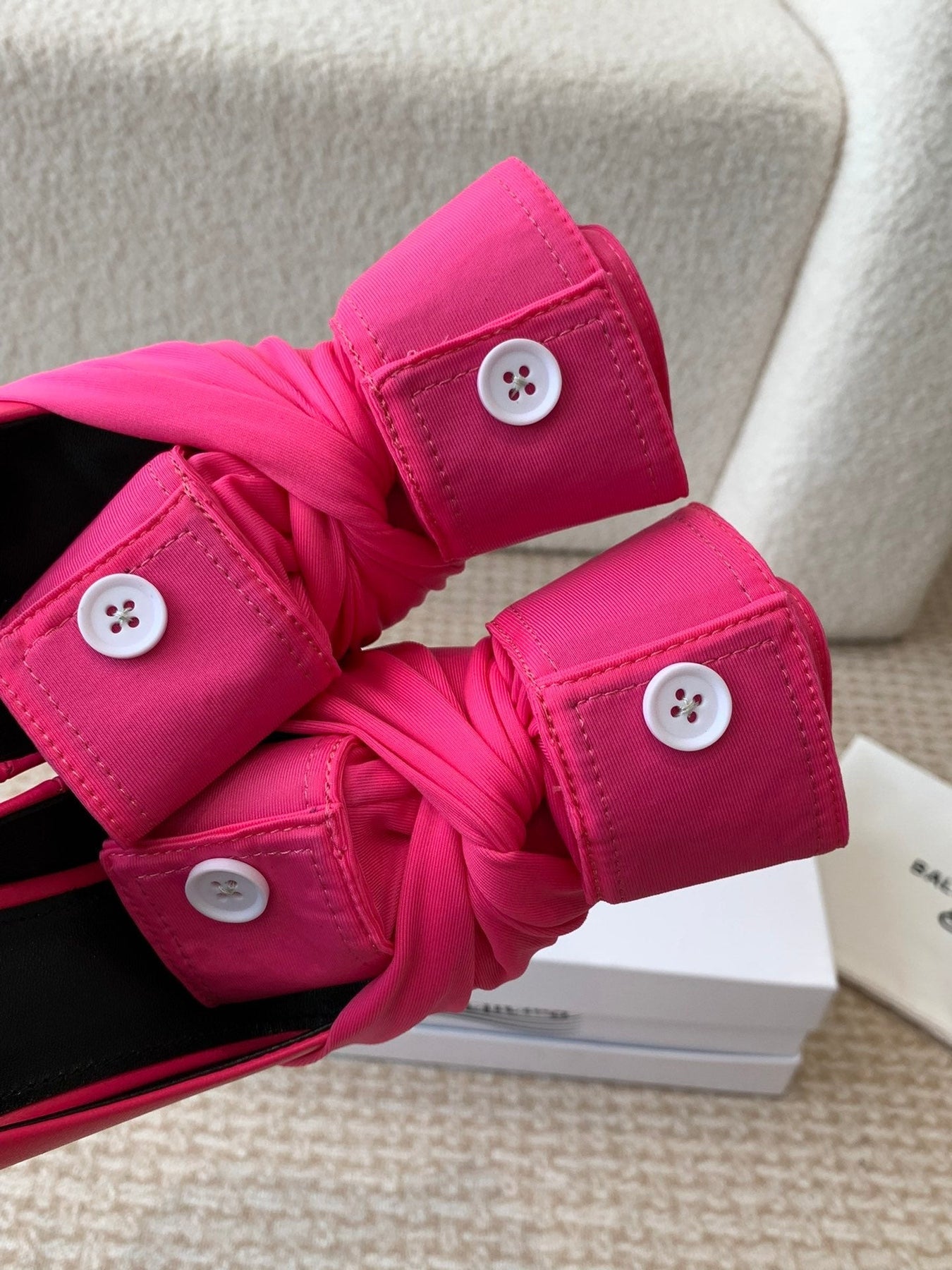 KNIFE CHEMISE HIGH PUMPS IN BRIGHT PINK COTTON AND CALFSKIN