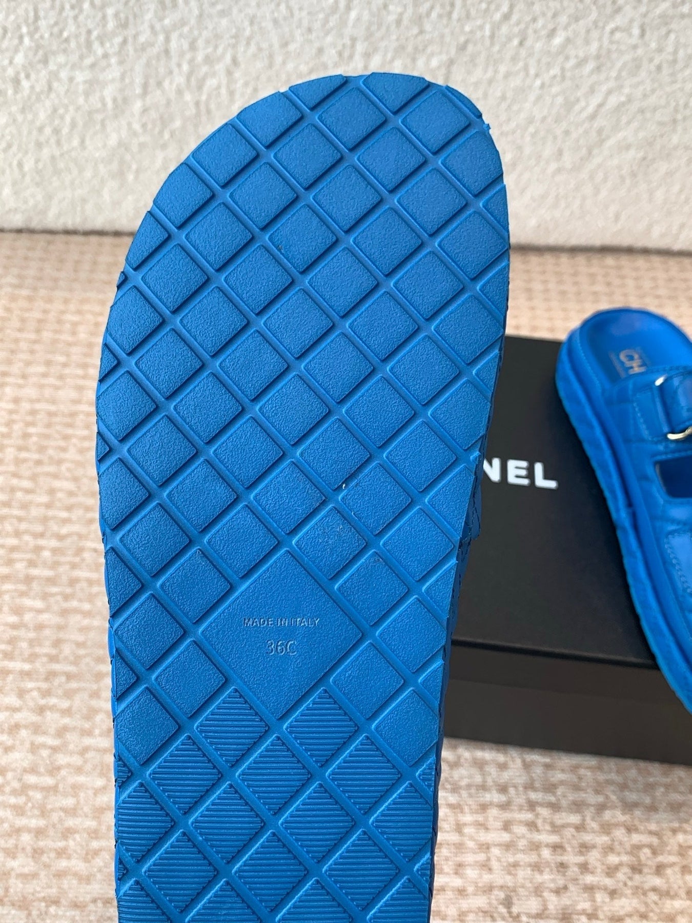 DAD SANDAL IN COBALT BLUE CALFSKIN MULE