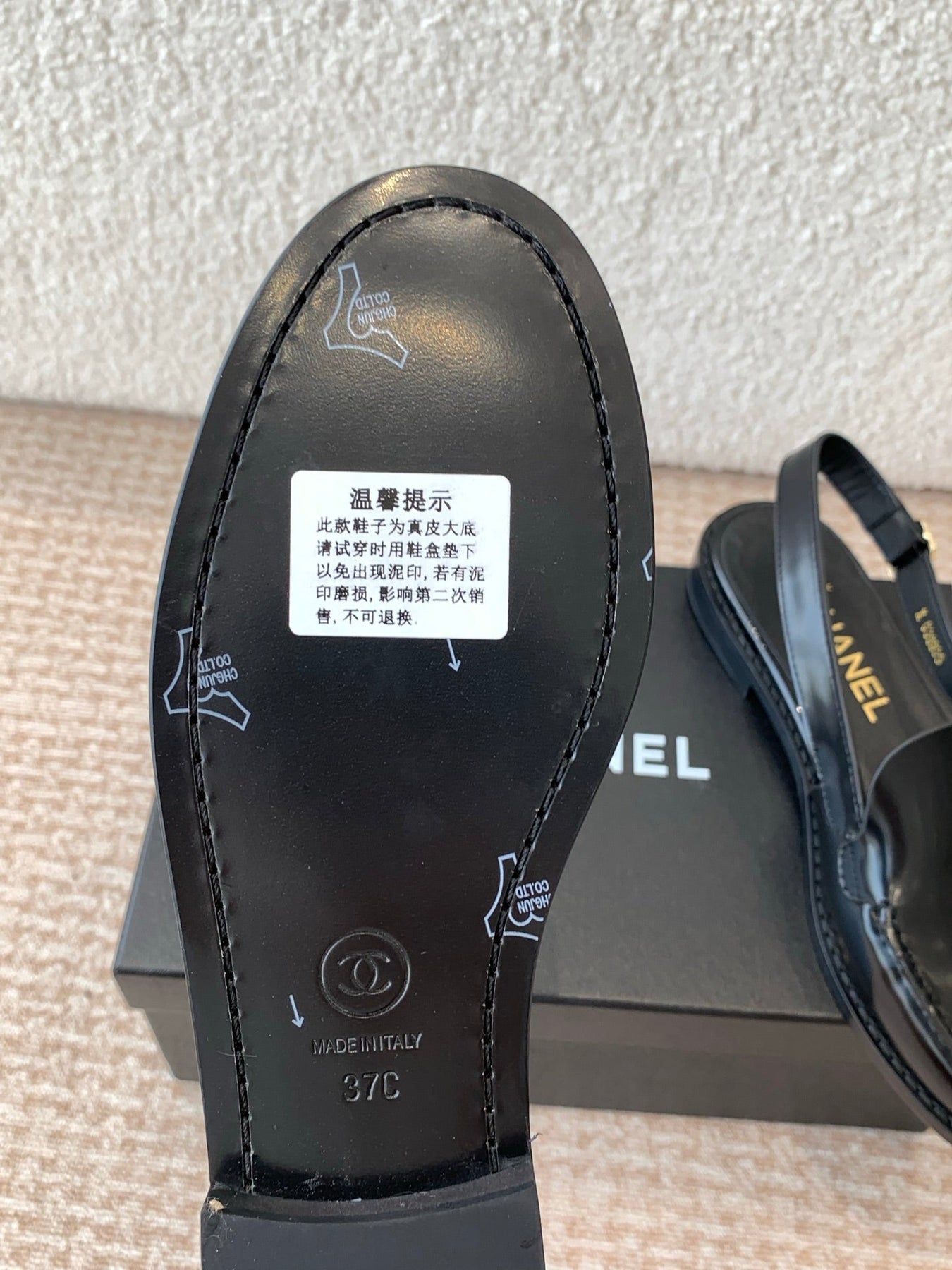 CC MOCCASIN SLINGBACK IN BLACK PATENT CALFSKIN