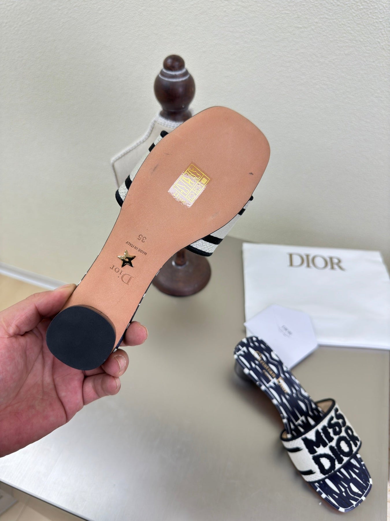 DWAY HEELED SLIDE EMBROIDERED COTTON AND NAVY BLUE MISS DIOR ALLOVER MOTIF 35 MM