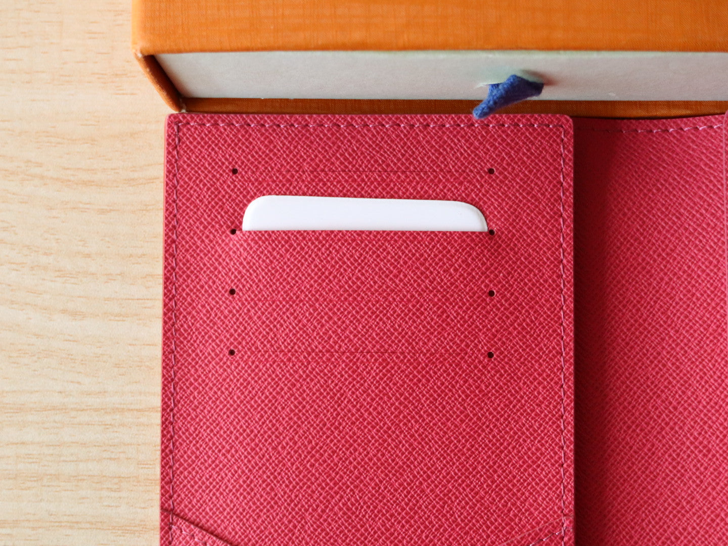 DOLL PASSPORT WALLET IN WHITE MIX COLORFUL CALFSKIN