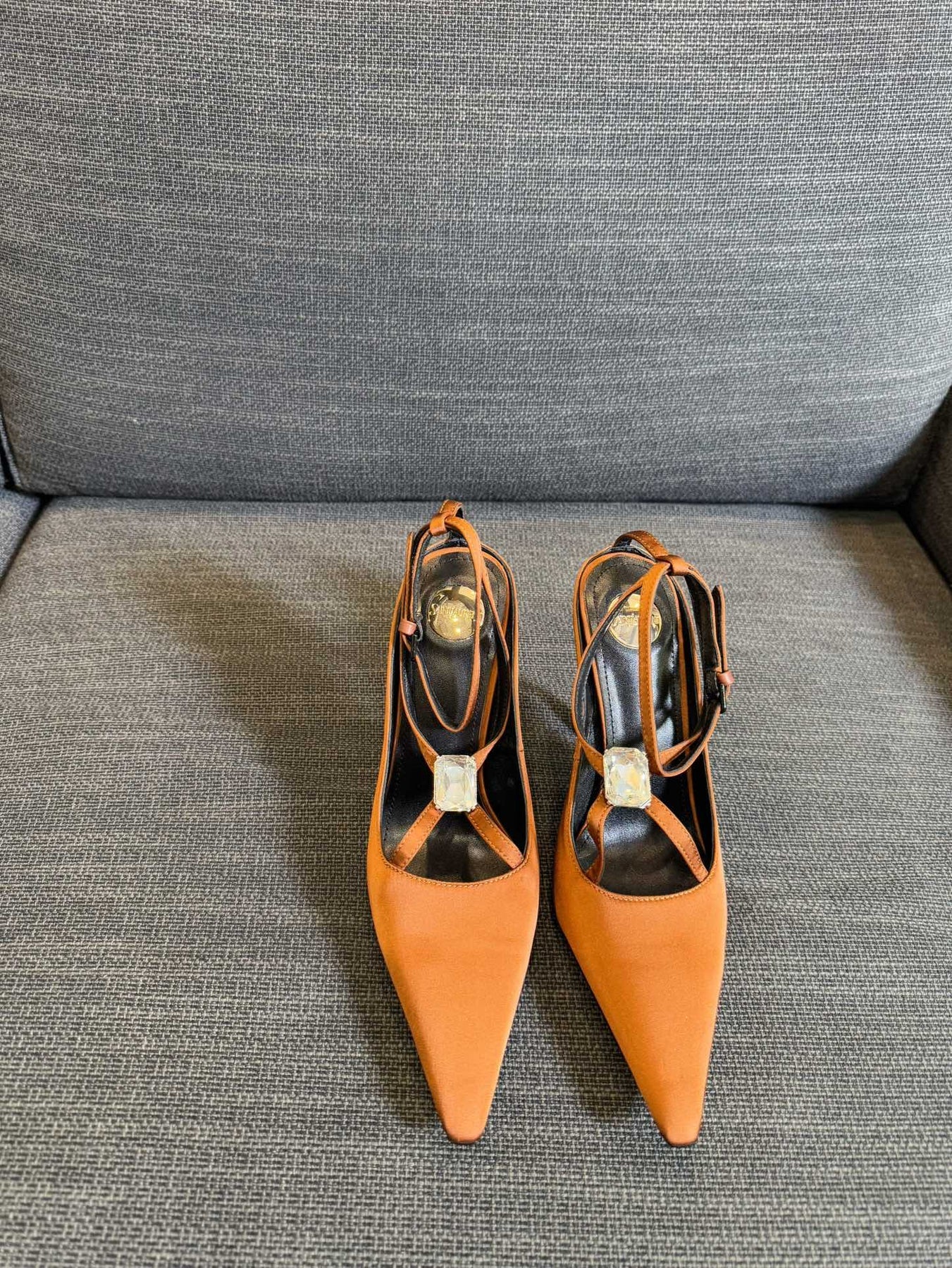 HIGH SANDAL ATTACHED GEM IN TANGELO ORANGE SILK