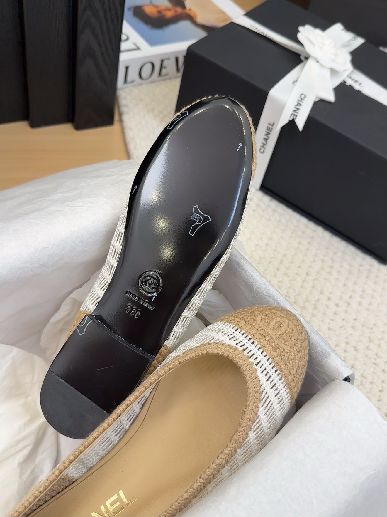 BALLERINAS IN WHITE MIX PEANUT BROWN RAFFIA