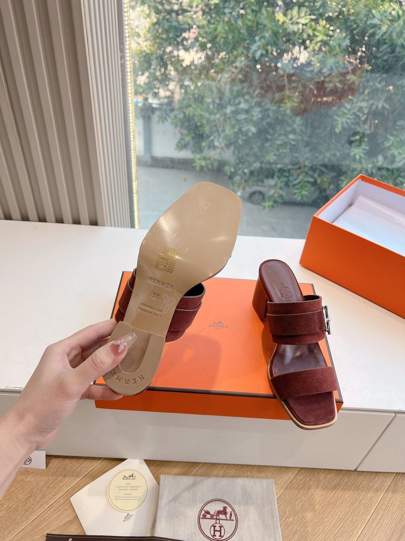 KUTE 60 SANDAL IN CHESTNUT BROWN SUEDE