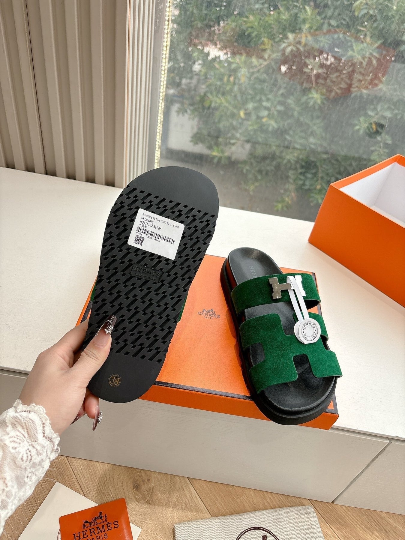 CHYPRE SANDAL IN PINE GREEN SUEDE