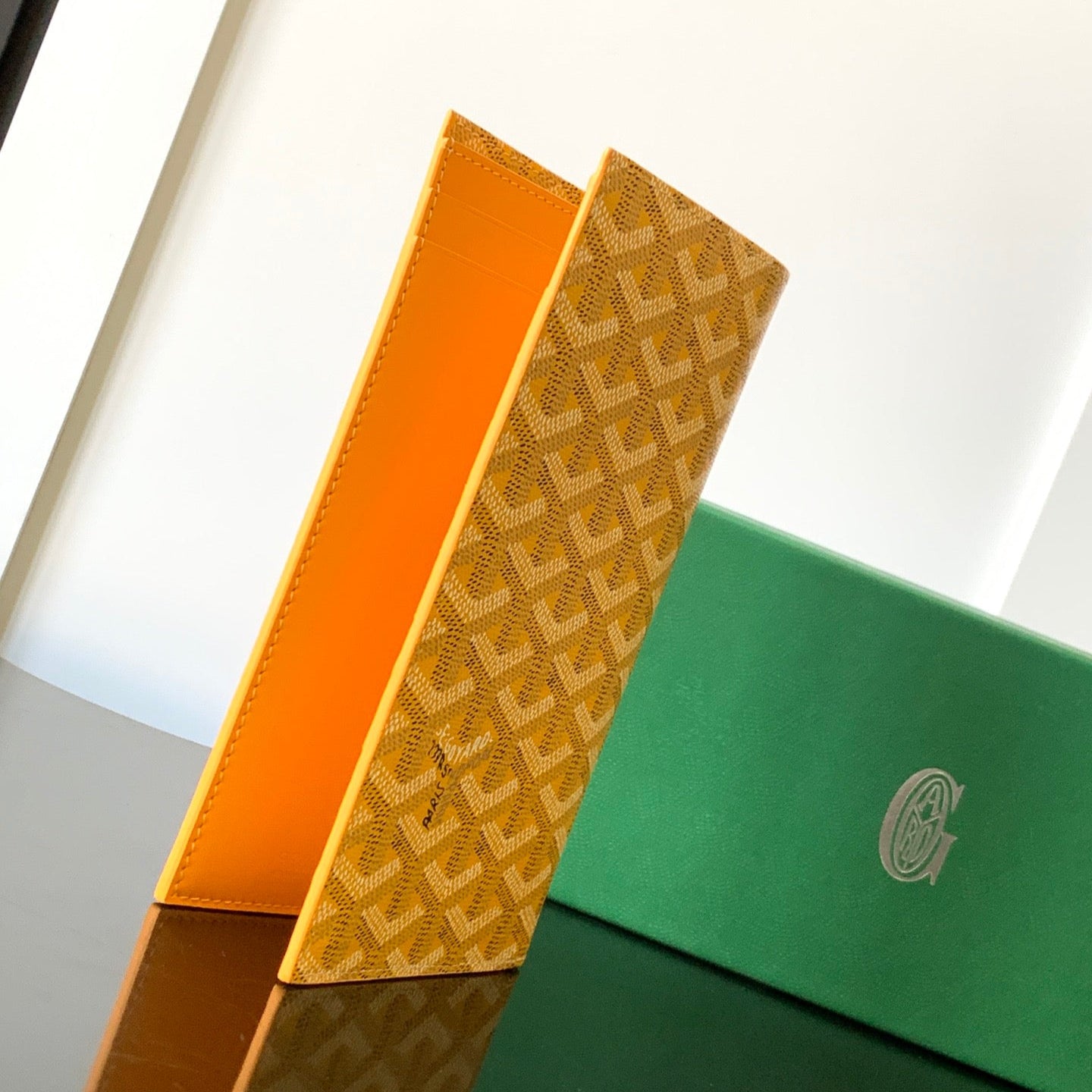 RICHELIEU CHECKBOOK WALLET 19 IN YELLOW GOYARDINE CANVAS AND CALFSKIN