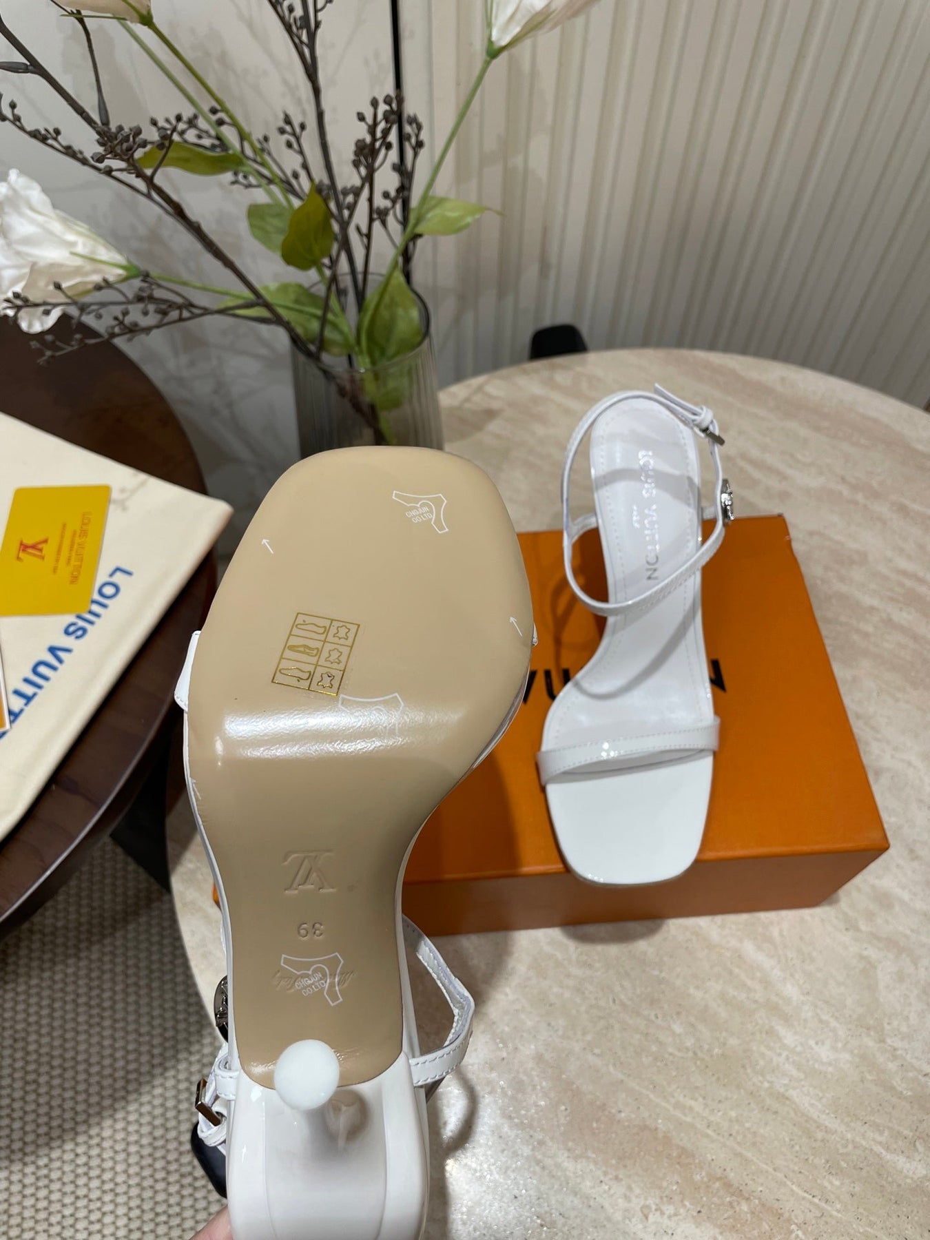 6AM HIGH SANDAL 95 MM IN WHITE PATENT LAMBSKIN