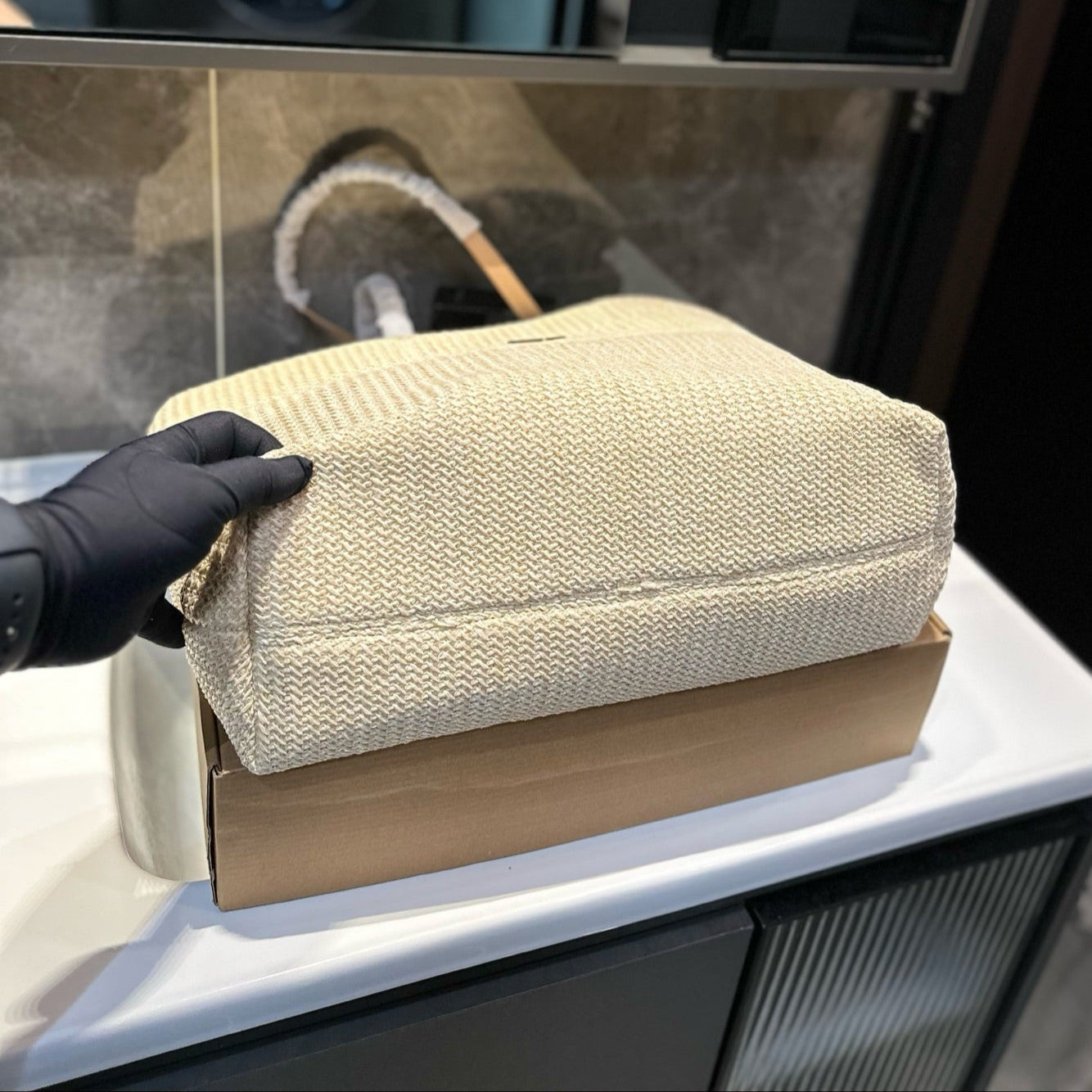 CROCHET TOTE BAG 38 IN BEIGE WOVEN RAFFIA BROWN CALFSKIN STRAP