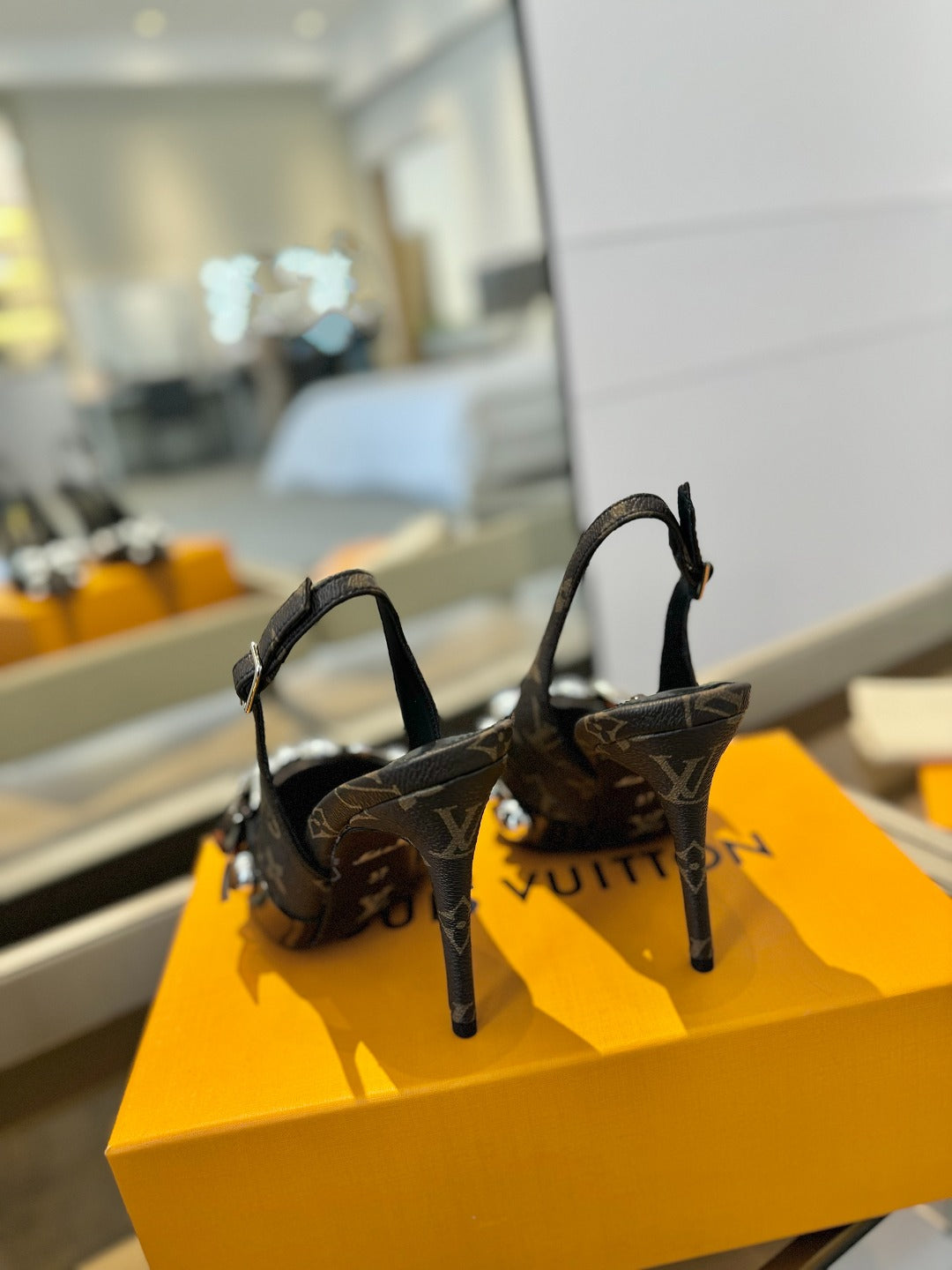 HIGH HEELS 95 MM IN CHOCOLATE BROWN MONOGRAM CALFSKIN WITH CRYSTALS