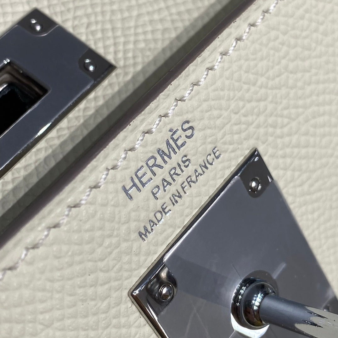 KELLY 28CM IN NATA EPSOM CALFSKIN SILVER HARDWARE