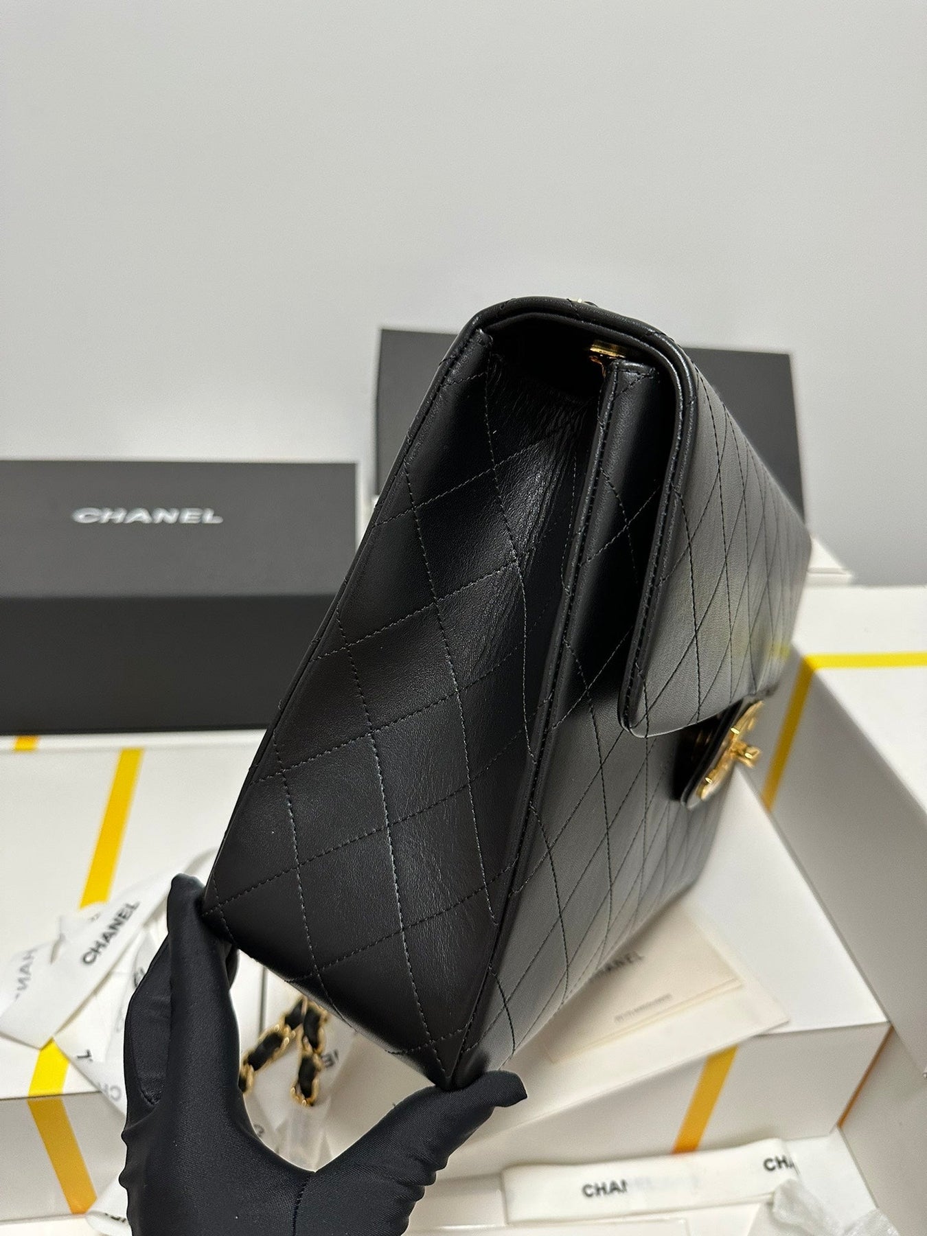 CC MAXI FLAP BAG 34 IN BLACK CALFSKIN