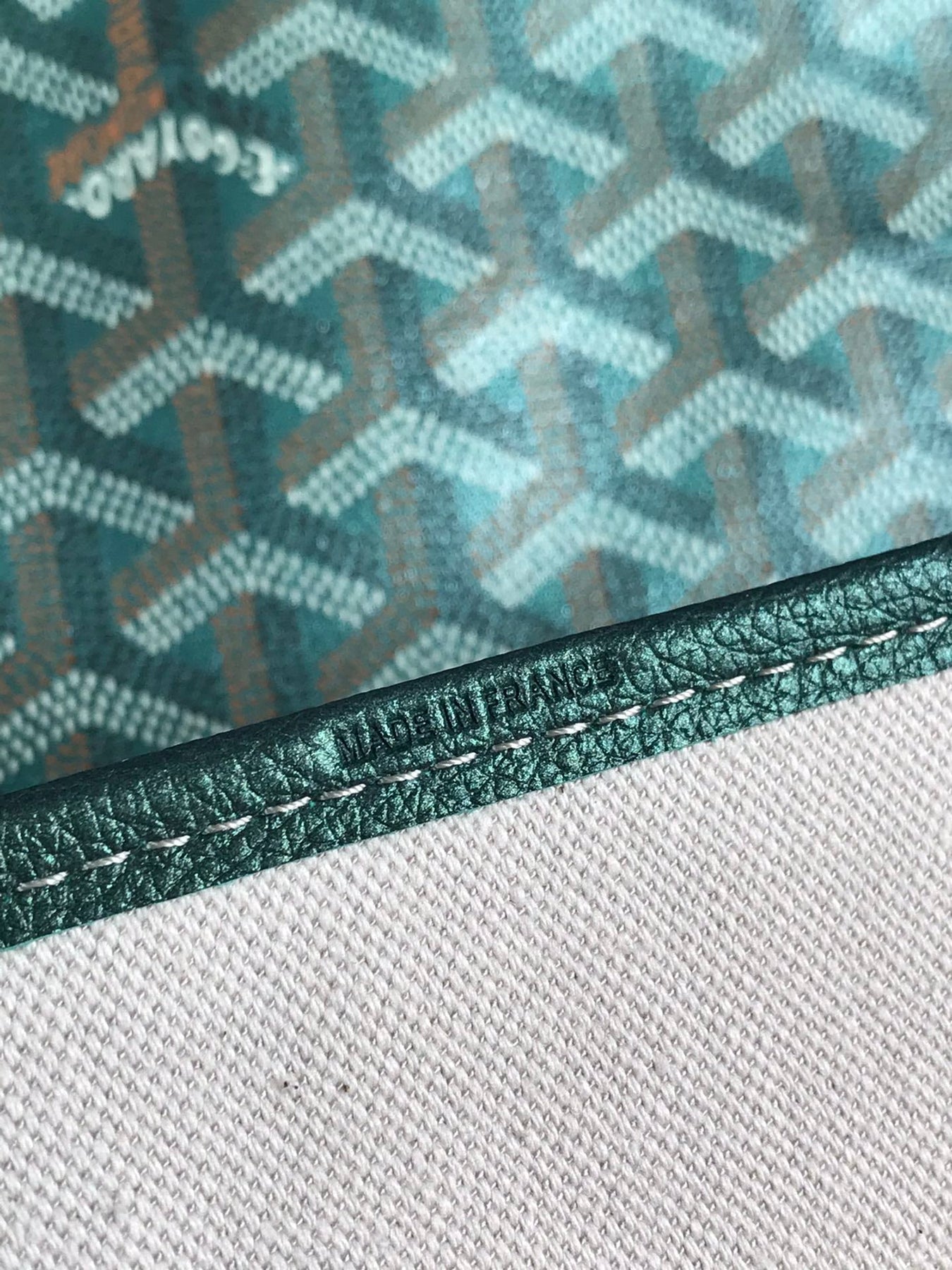 SAINT LOUIS PM 34 IN GREEN GOYARDINE CANVAS AND CALFSKIN