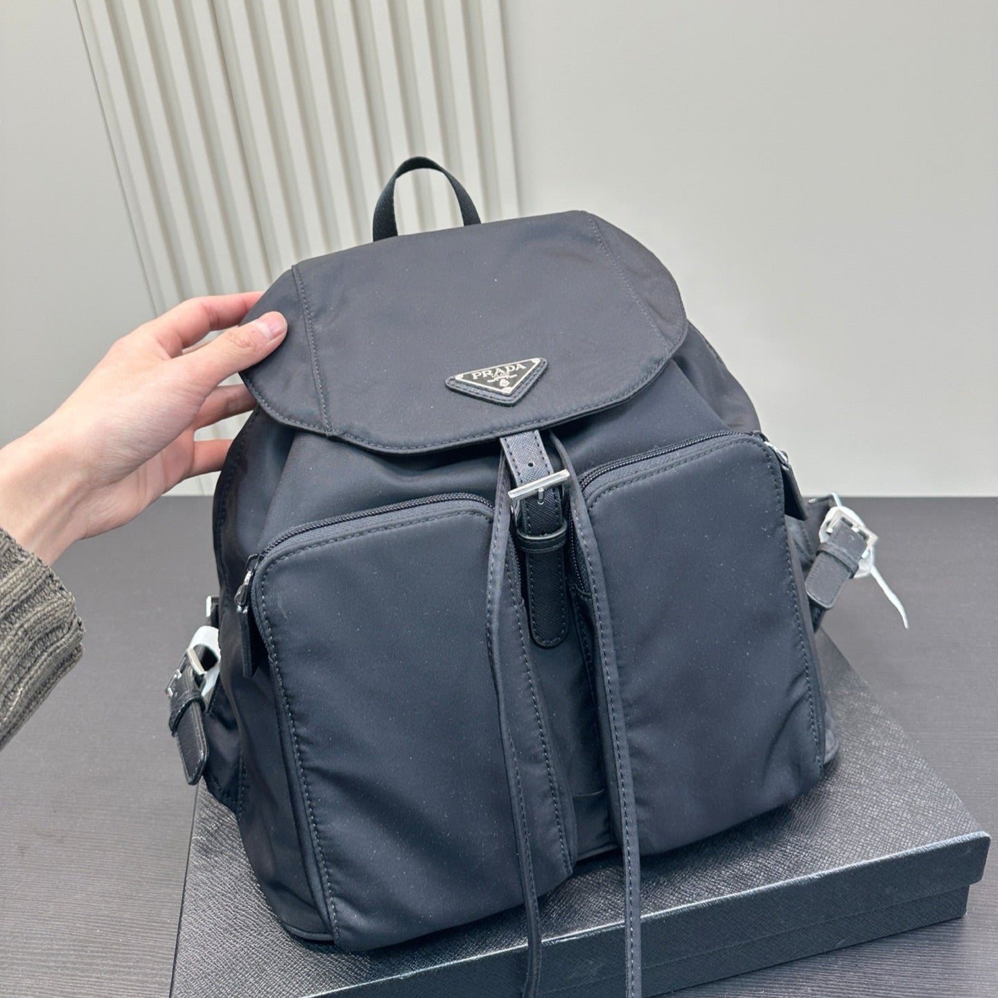 DOUBLE FRONT ZIP POCKET BACKPACK 31 IN BLACK RE-NYLON