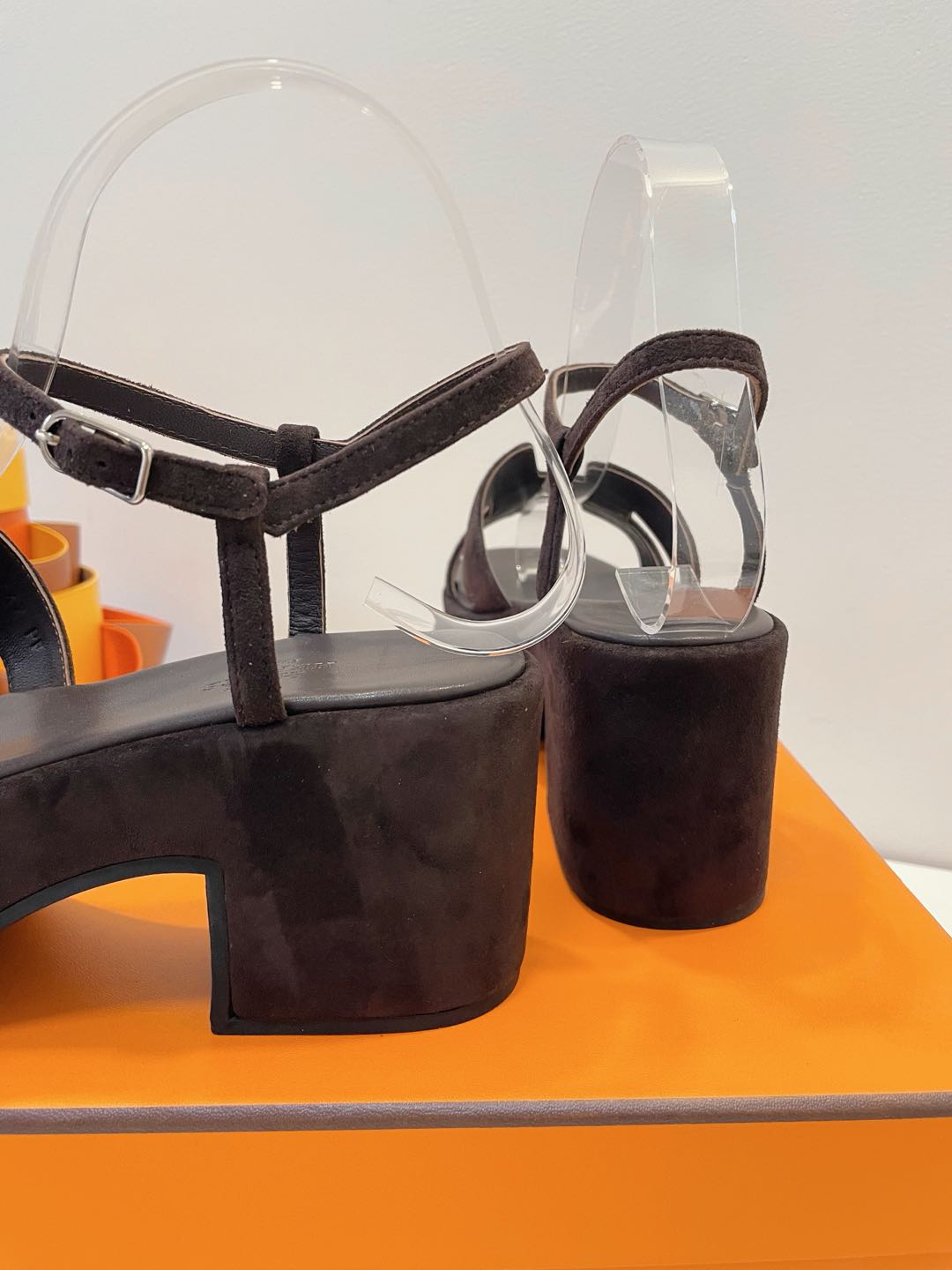 JAM 30 SANDAL IN CAROB BROWN SUEDE