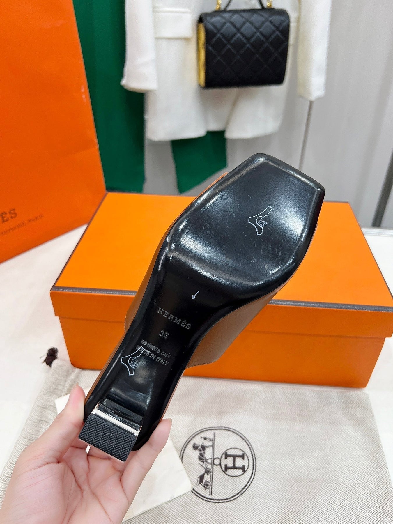 ICONIQUE 60 SANDAL IN BRONZE BROWN CALFSKIN