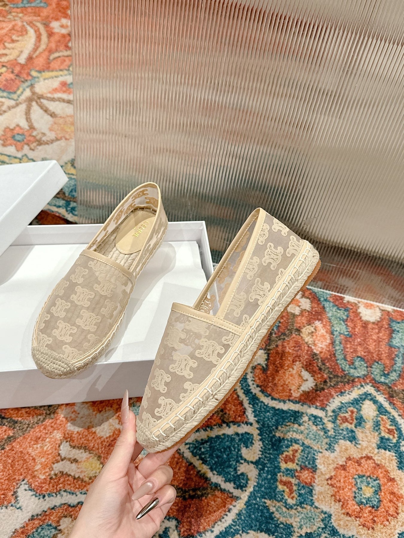ESPADRILLES IN BEIGE MESH