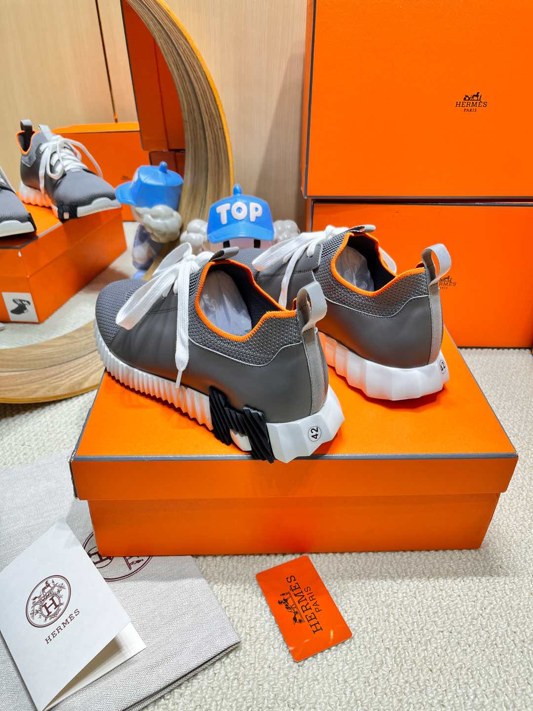 DEPART SLIP-ON SNEAKER IN MOUSE GRAY KNIT AND CALFSKIN