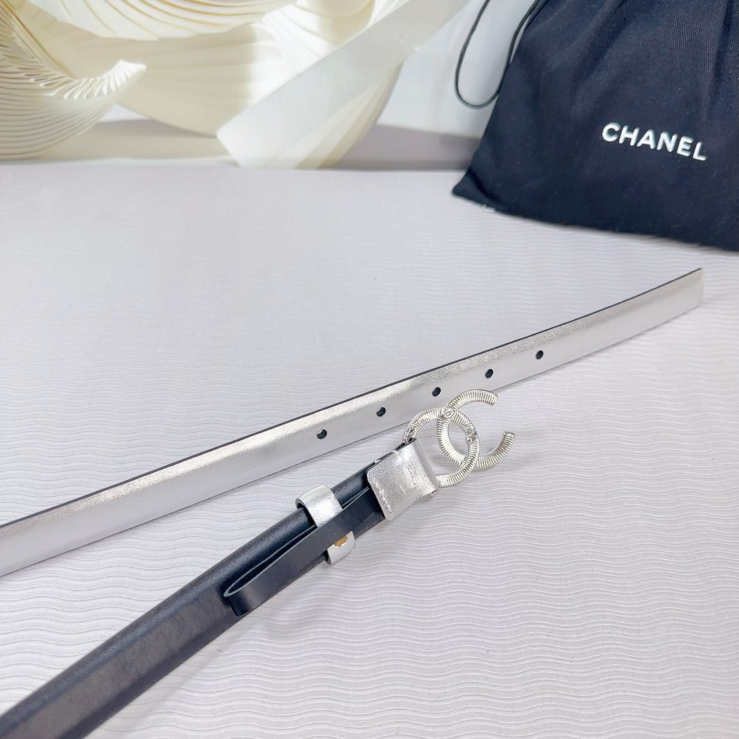 CC BELT 20 MM IN SILVER SMOOTH CALFSKIN SILVER HARDWARE ATTACH RHINSTONE