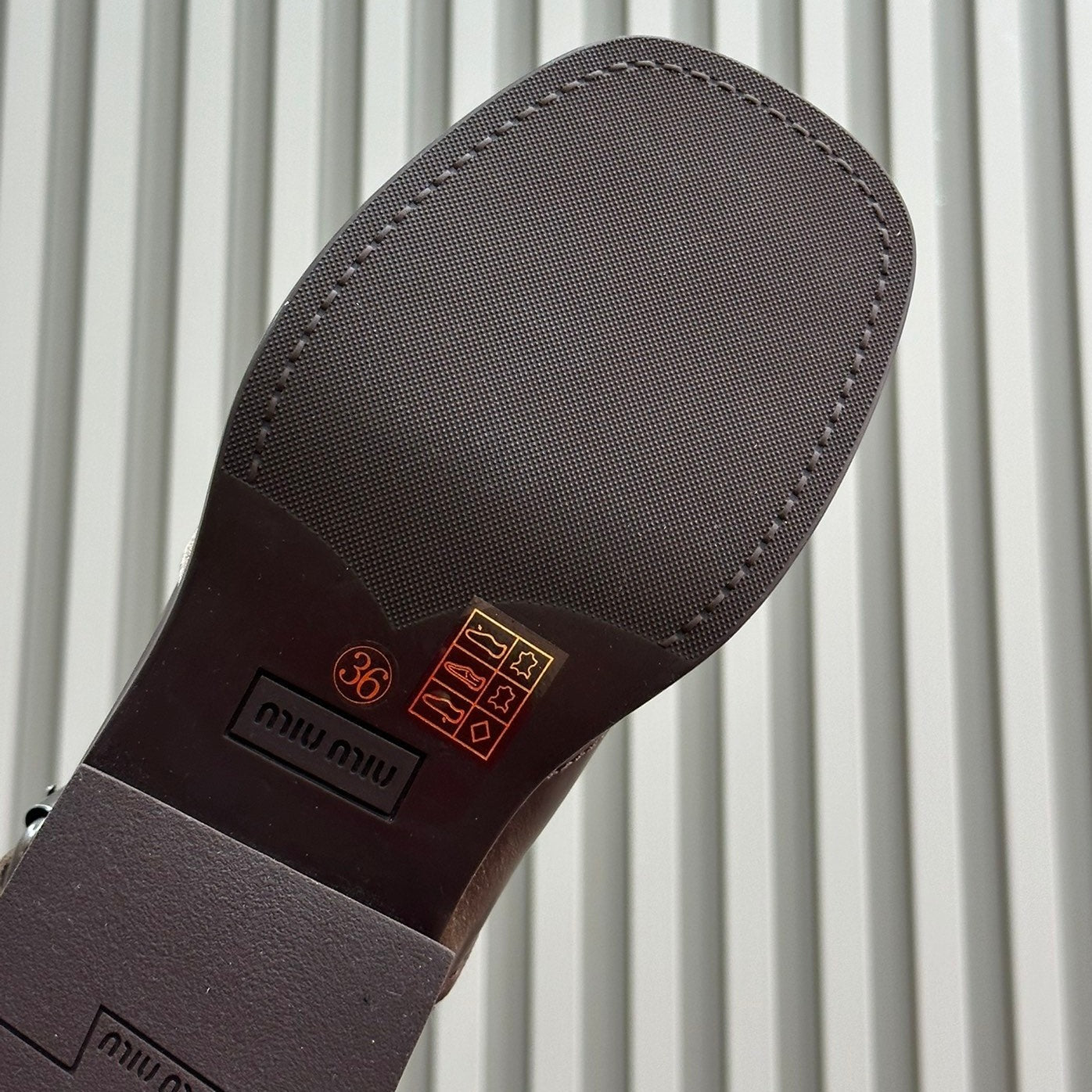 Sandals Chocolate Color Retro Sheepskin With Cross - Straps