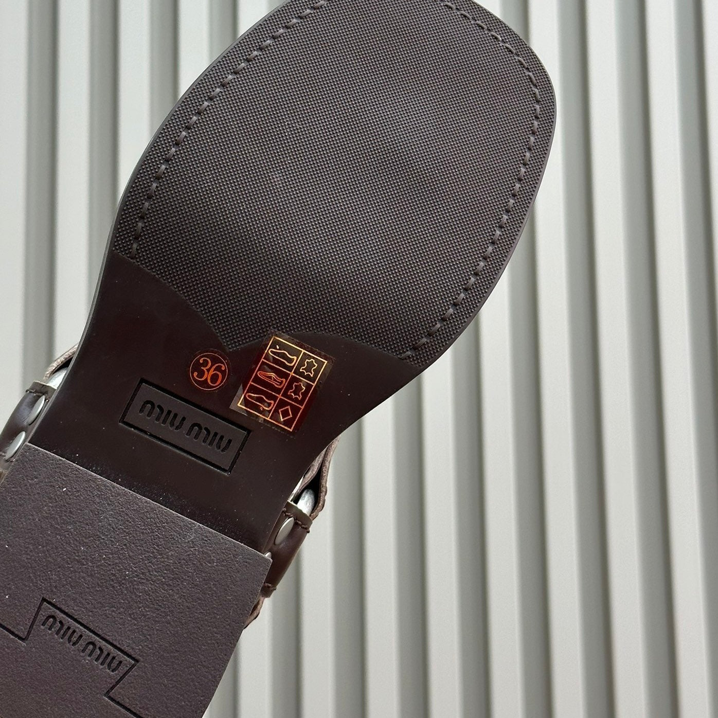 Sandals Chocolate Color Retro Sheepskin