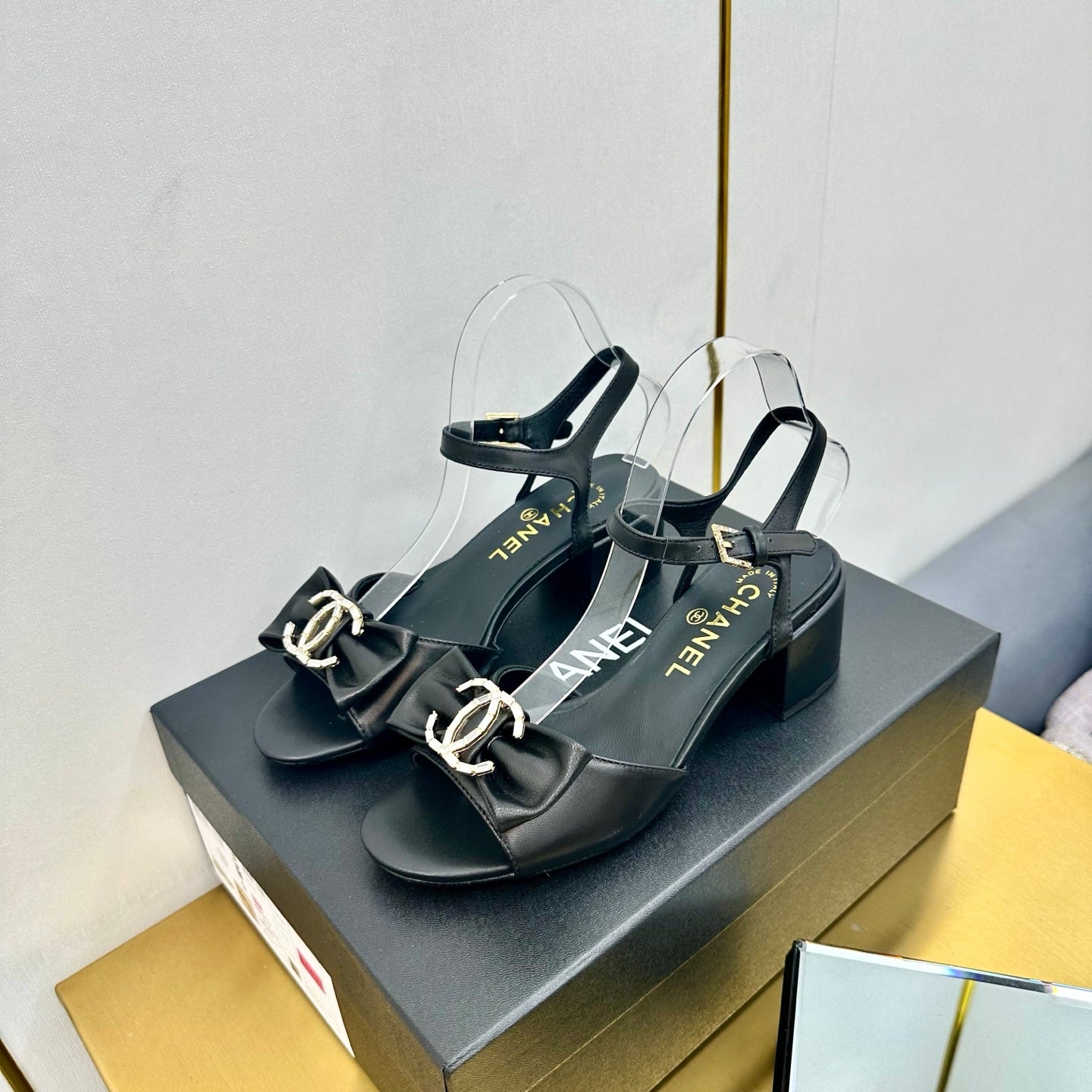BOWKNOT RHINESTONES MID HEEL SANDAL IN BLACK CALFSKIN