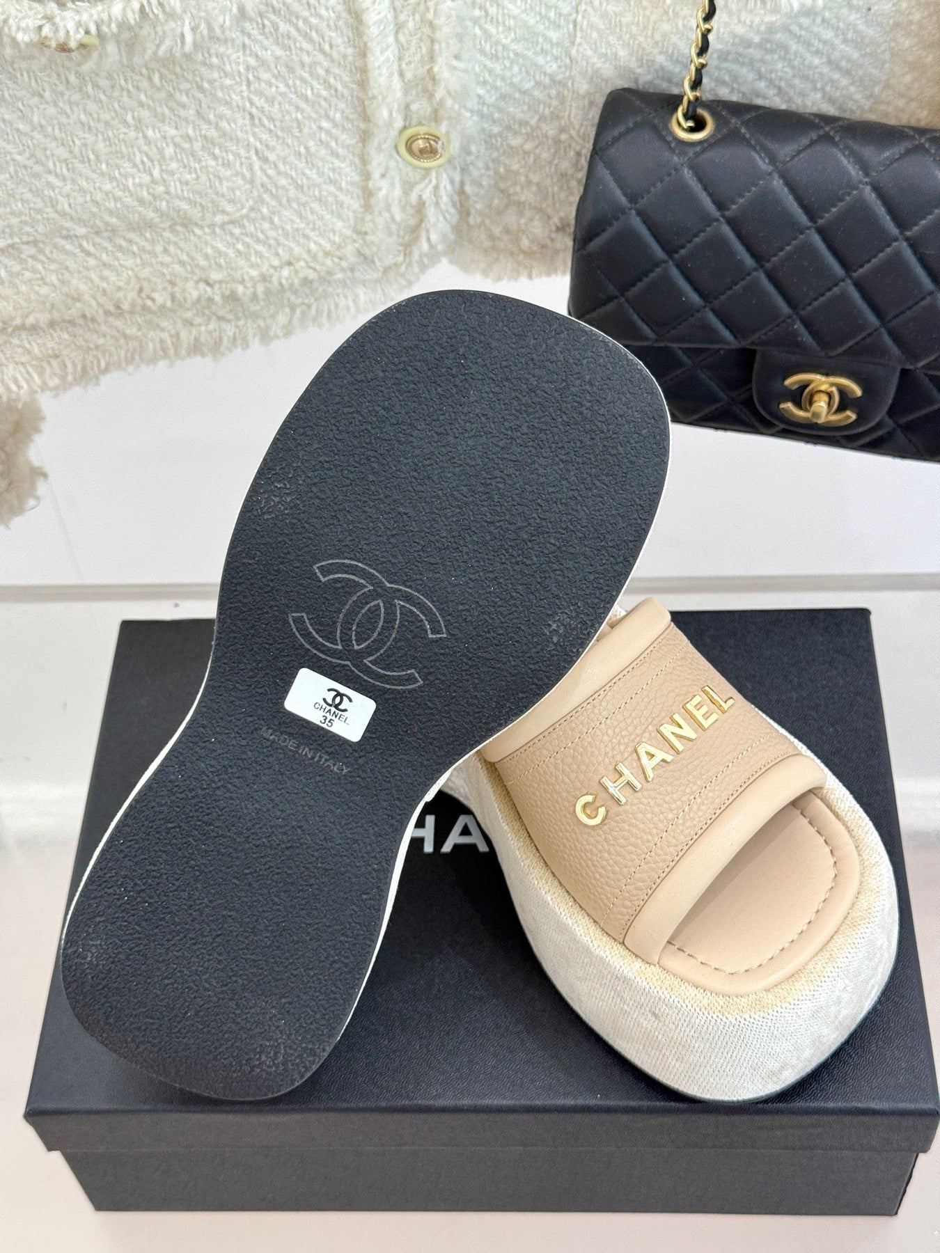 PLATFORM SLIPPERS IN CAMEL BEIGE LAMBSKIN