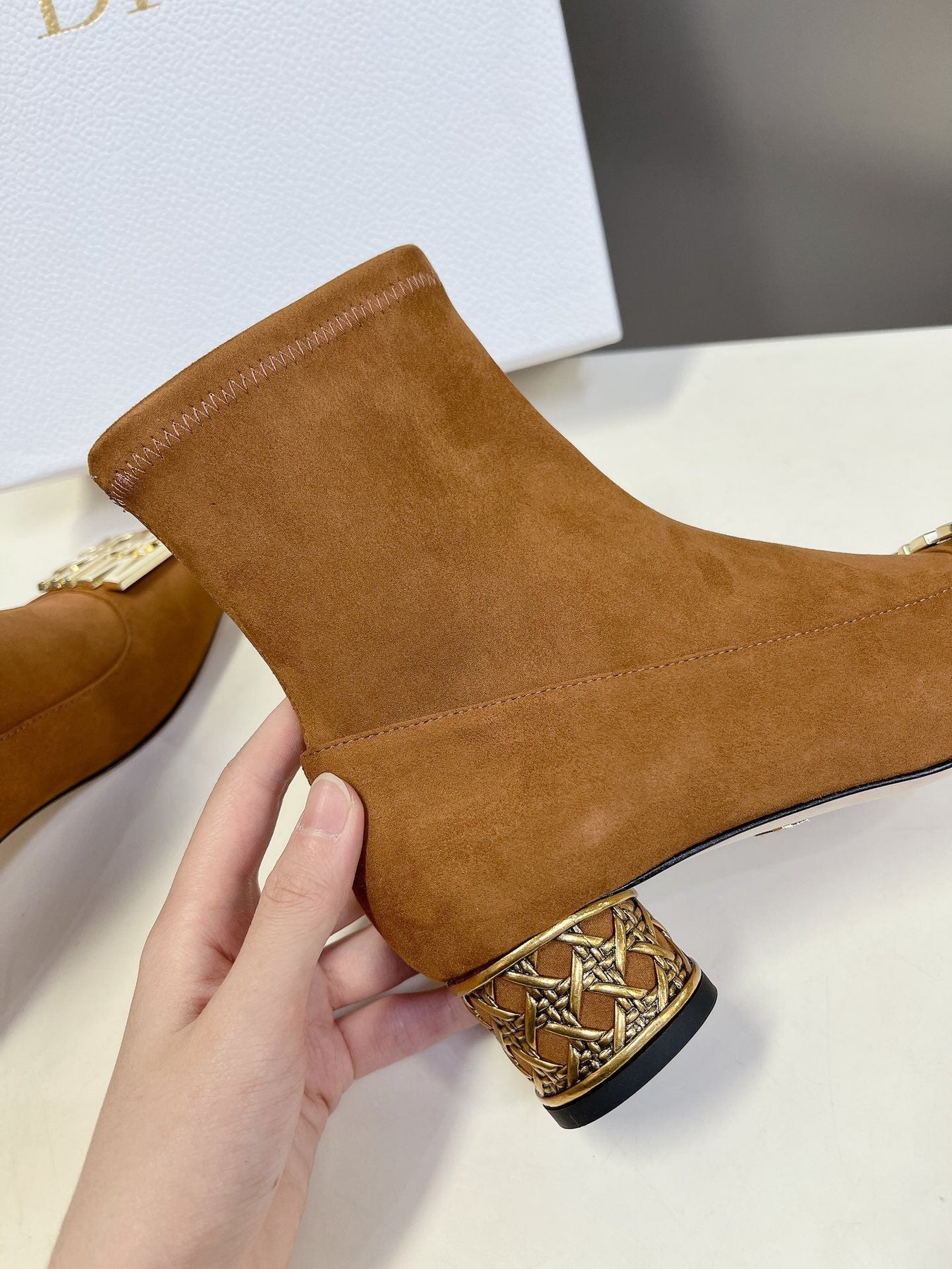 ICON HEELED ANKLE BOOT BRONZE BROWN SUEDE 4 CM WITH GOLD LOGO