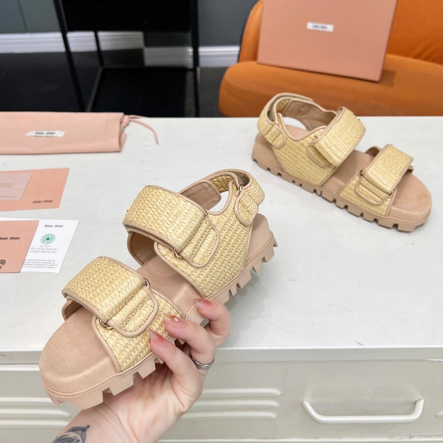 SANDALS CHAMPAGNE SHEEPSKIN WITH 2 HORIZONTAL STRAPS