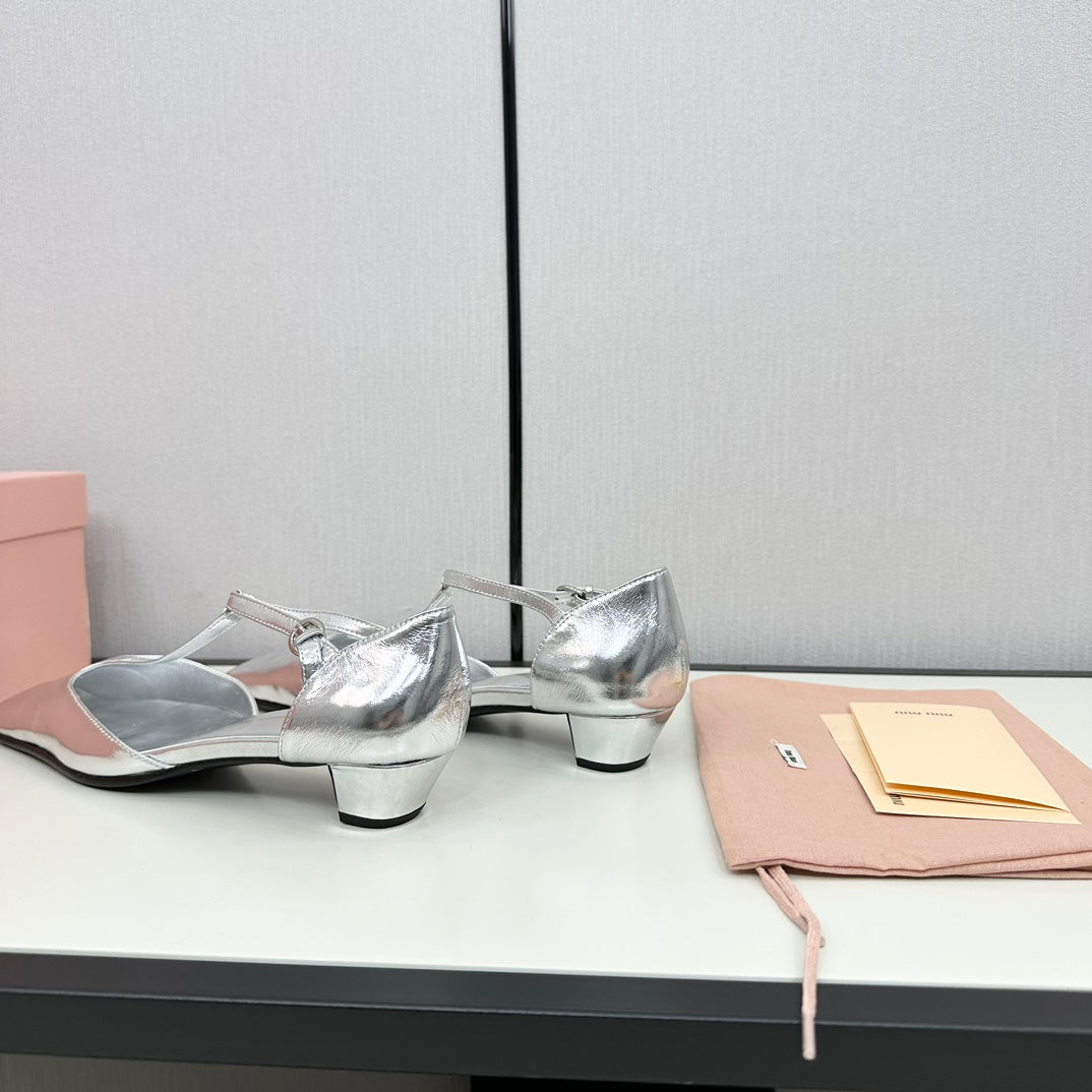 BALLET SANDAL SILVER LAMBSKIN WITH T-STRAP