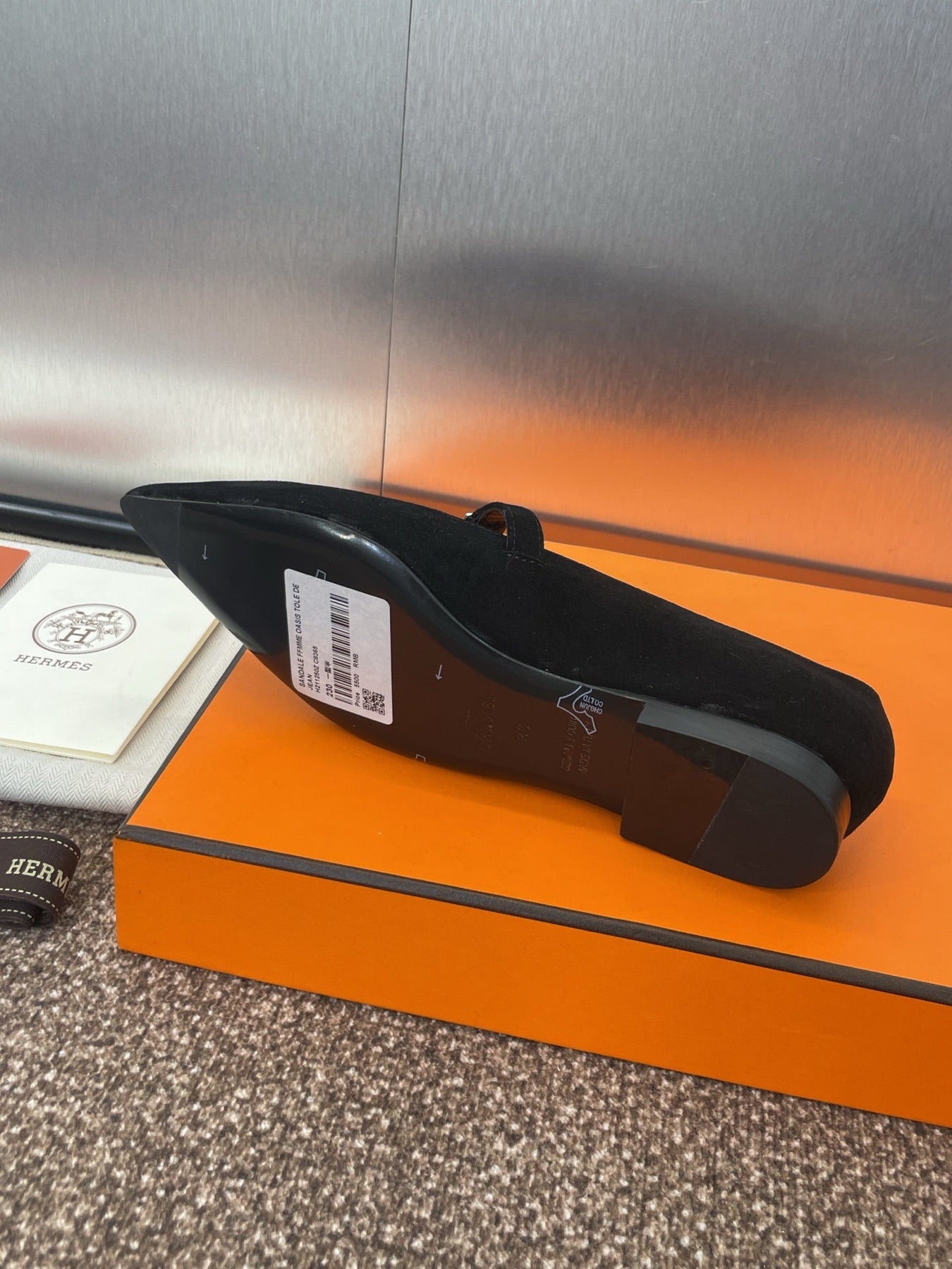 KIARA FLAT PUMP IN BLACK SUEDE