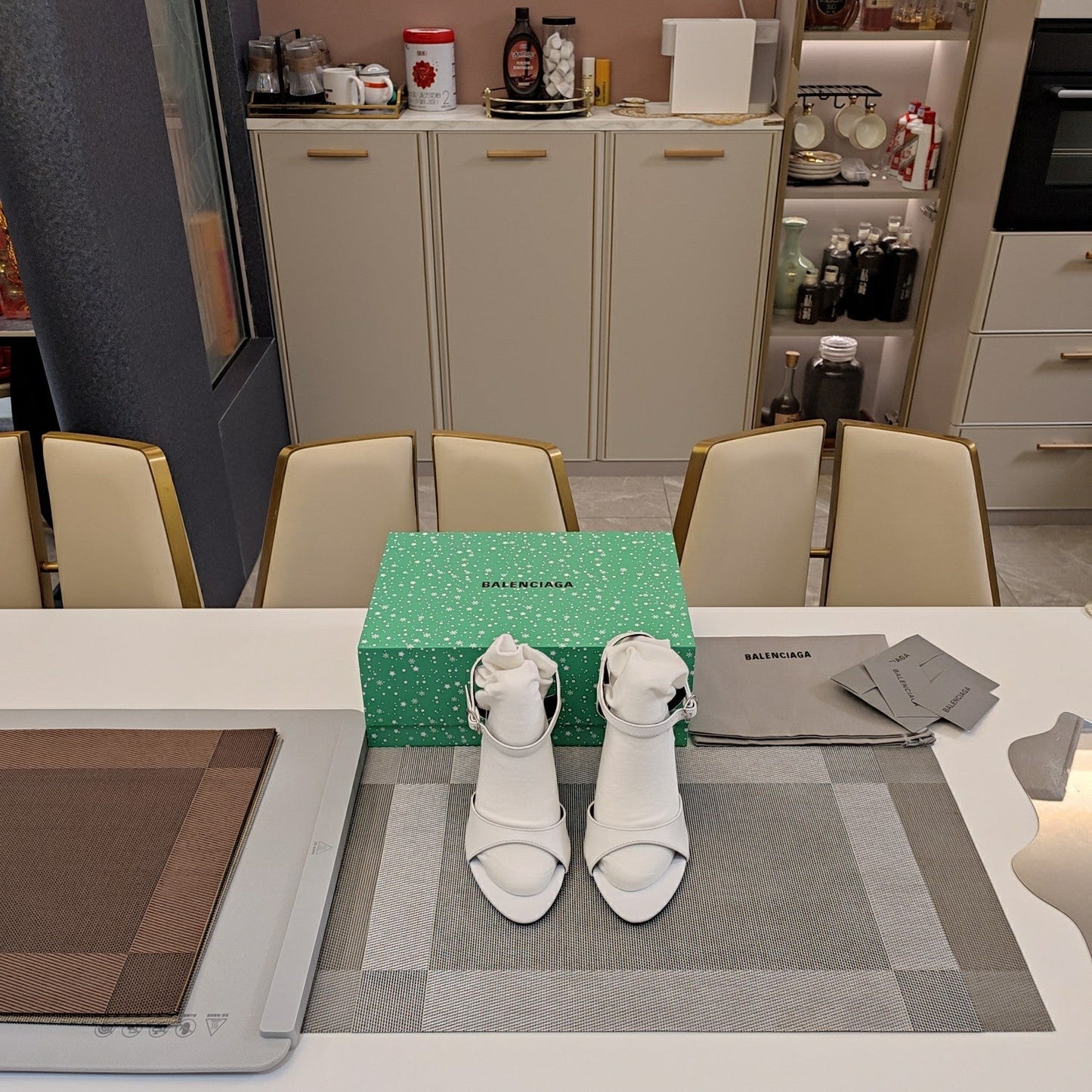 OPEN TOE STRAPPY HIGH HEEL IN WHITE CALFSKIN