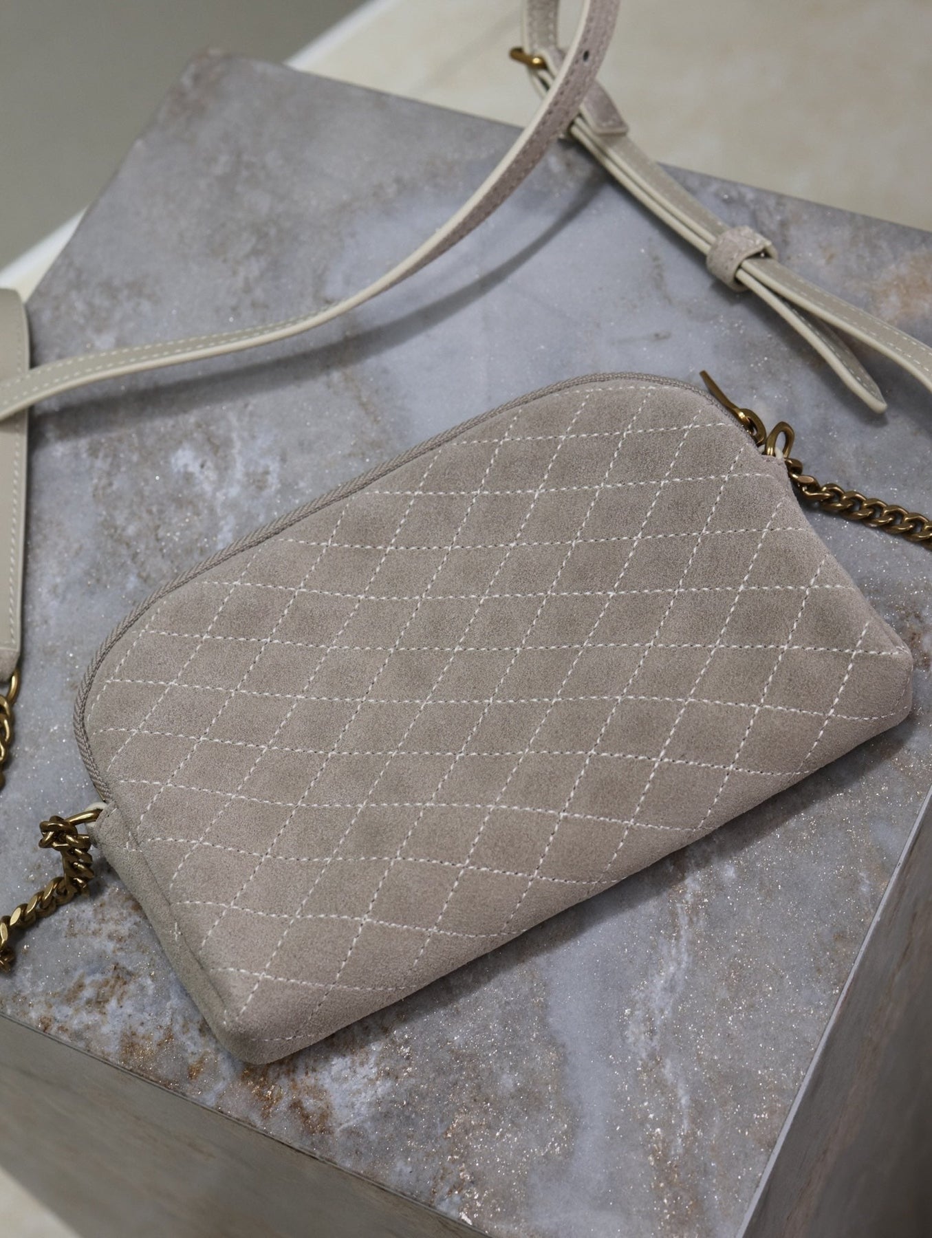 GABY ZIPPED POUCH 19 IN GRAY MATTE SUEDE GOLD HARDWARE