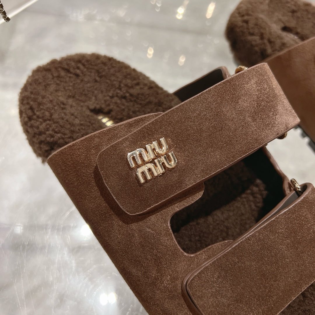 SANDAL SLIDES IN COCOA BROWN SUEDE AND SHEARLING LINING