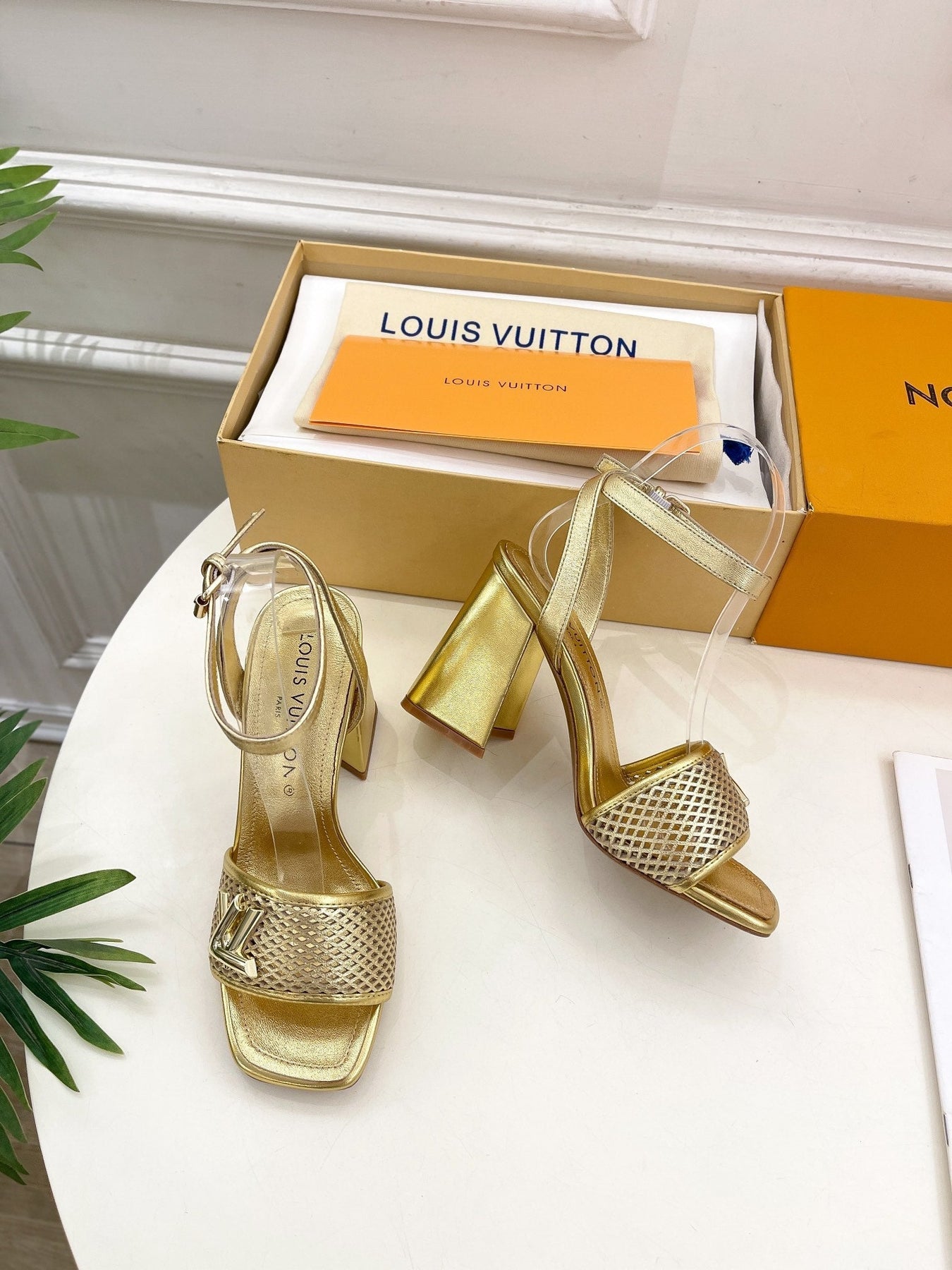 LV WOMEN HIGH SANDAL IN GOLDEN CALFSKIN