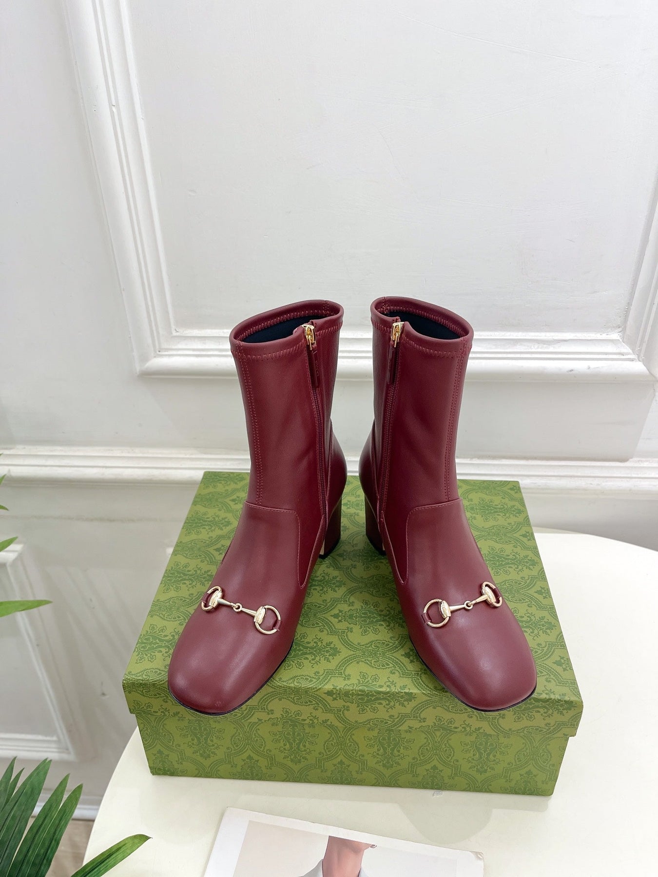HORSEBIT ANKLE BOOTS 6.5CM IN BURGUNDY RED SHEEPSKIN