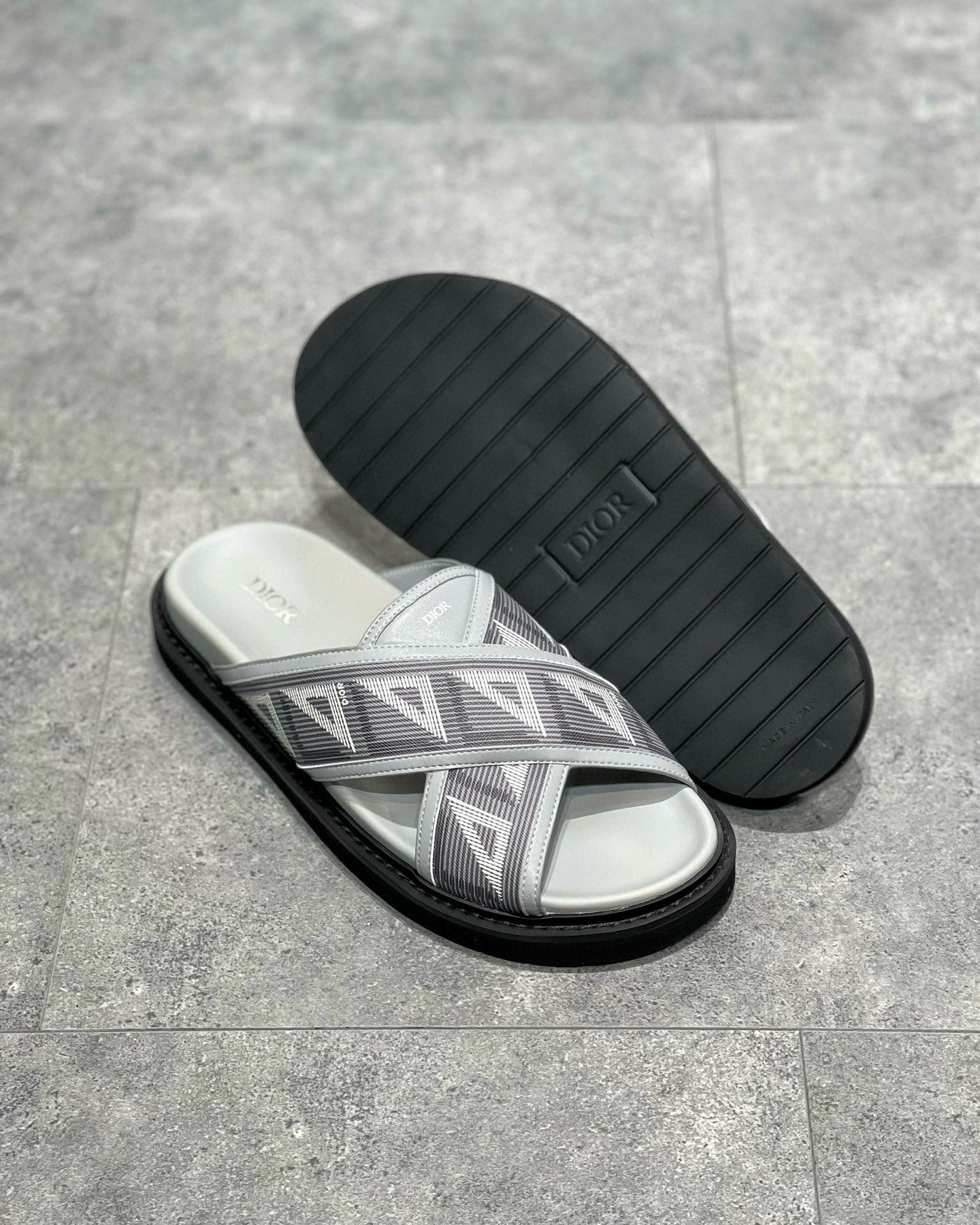 CD SANDALS