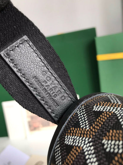 GOY Messenger Bag 35x26x7.5cm