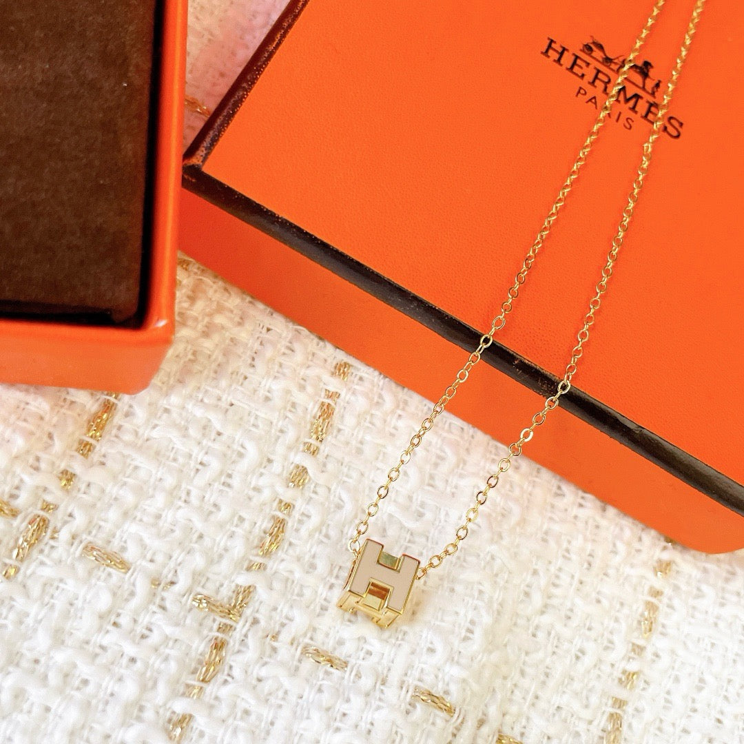 HERM Necklace