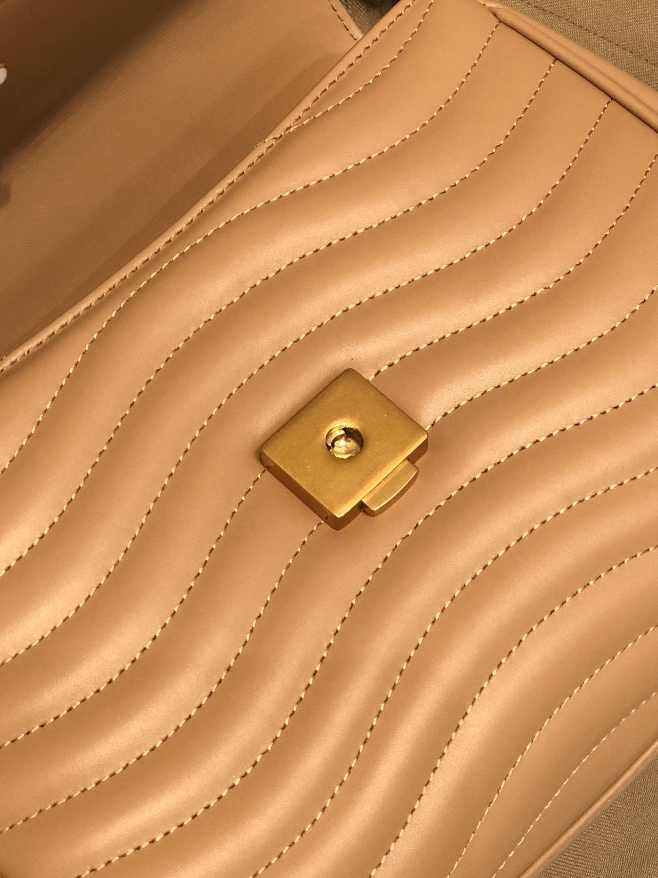 LV NEW WAVE TOP HANDLE 26CM BEIGE CALFSKIN