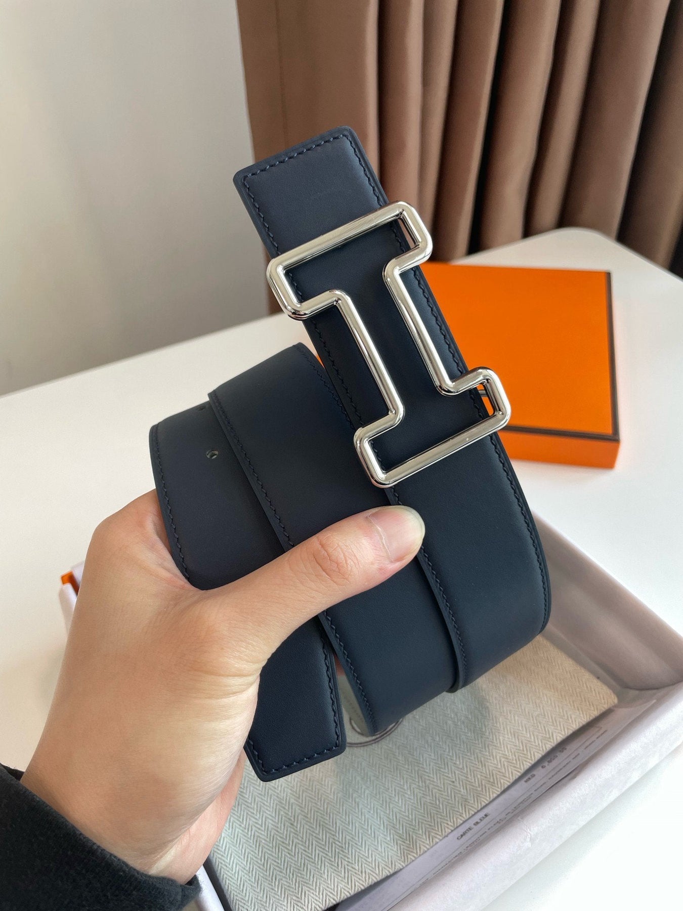 H TONIGHT BELT 38MM SILVER BUCKLE DARK BLUE GREY LEATHER