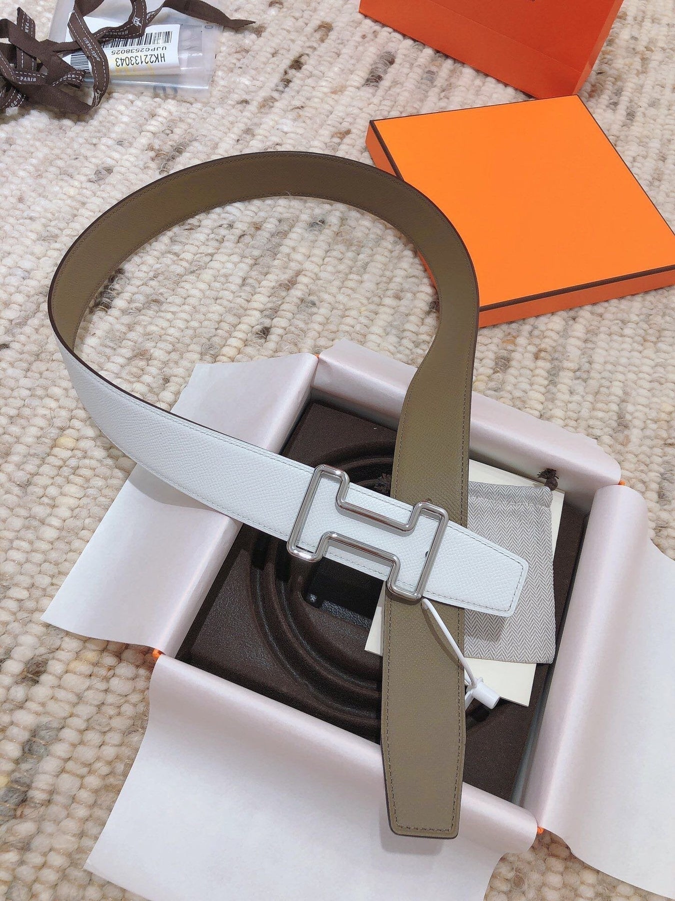 H TONIGHT BELT 38MM WHITE ETOUPE LEATHER