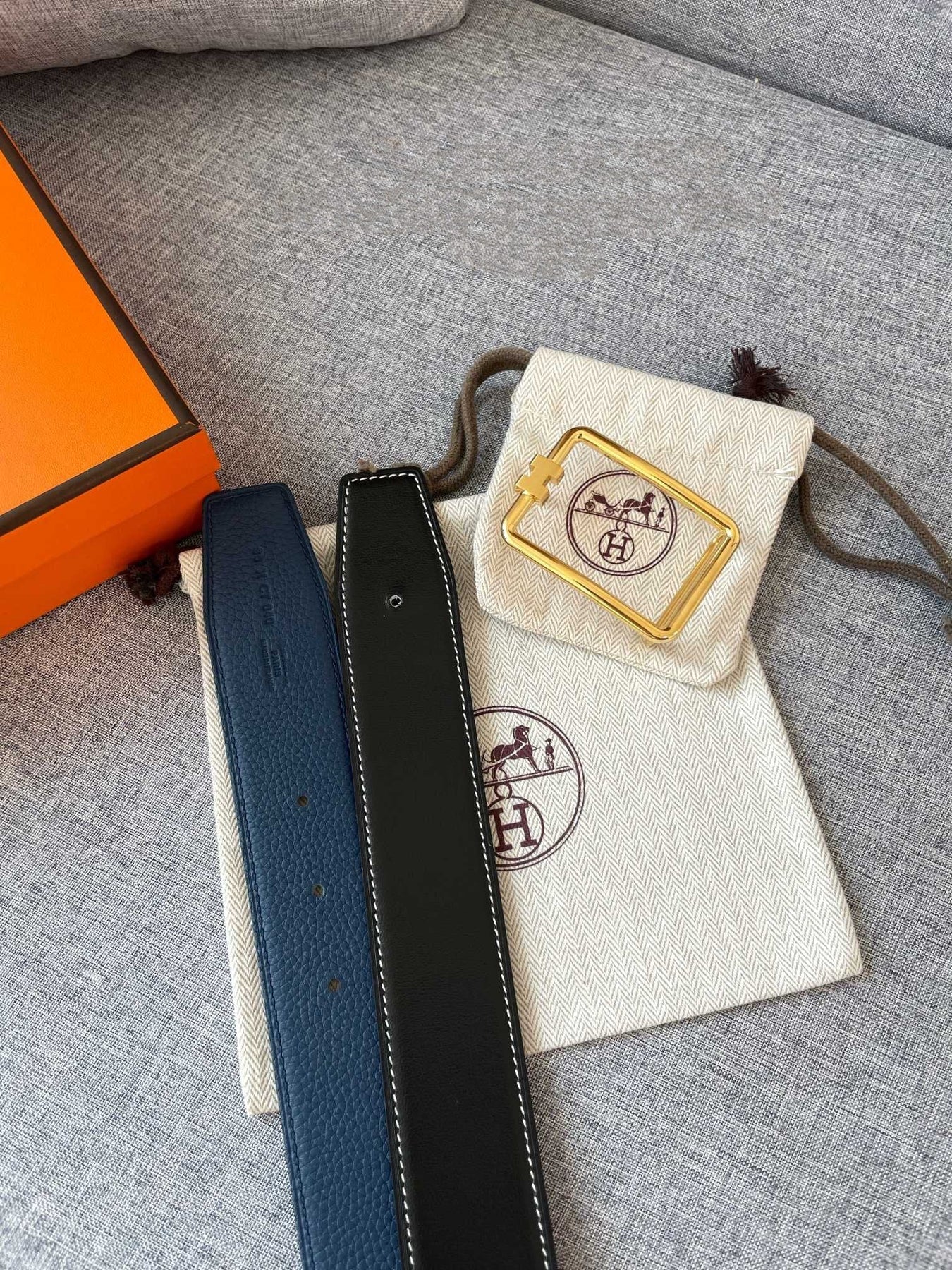 H TUBE BELT 38MM GOLD BUCKLE BLUE BLACK LEATHER