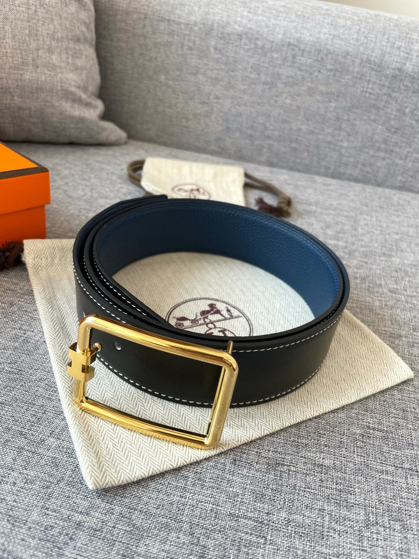 H TUBE BELT 38MM GOLD BUCKLE BLUE BLACK LEATHER