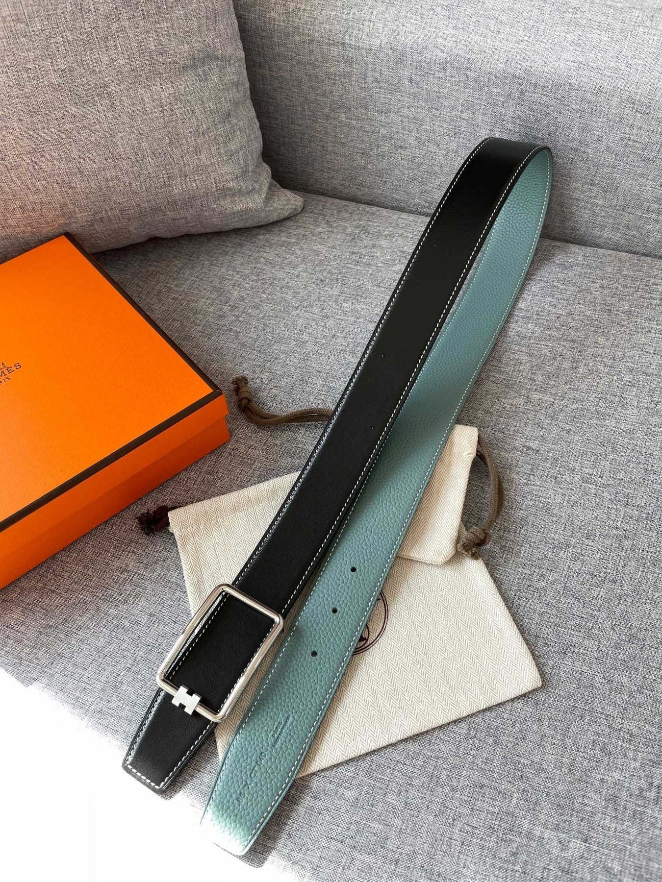 H TUBE BELT 38MM SILVER BUCKLE SKY BLUE BLACK LEATHER